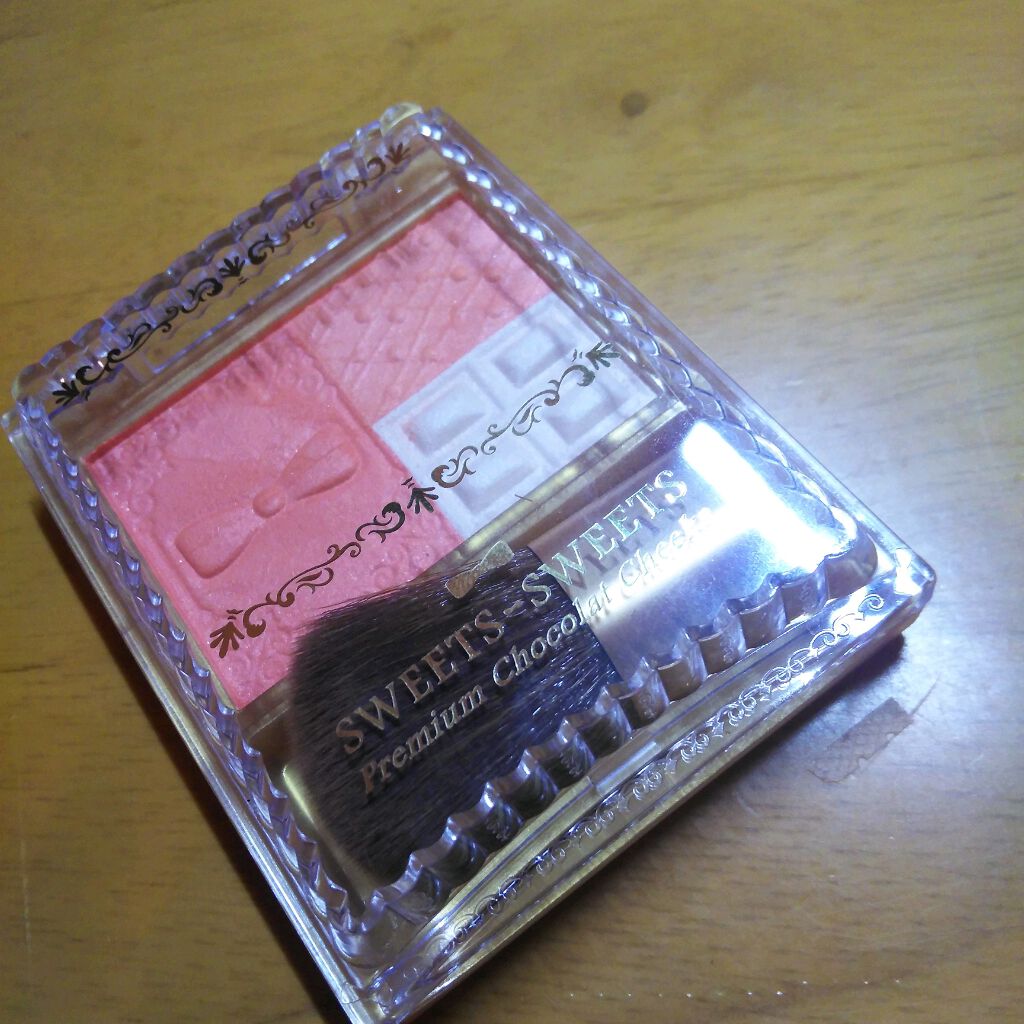 プレミアムショコラチークス/スウィーツ スウィーツ/パウダーチークを使ったクチコミ(1枚目)