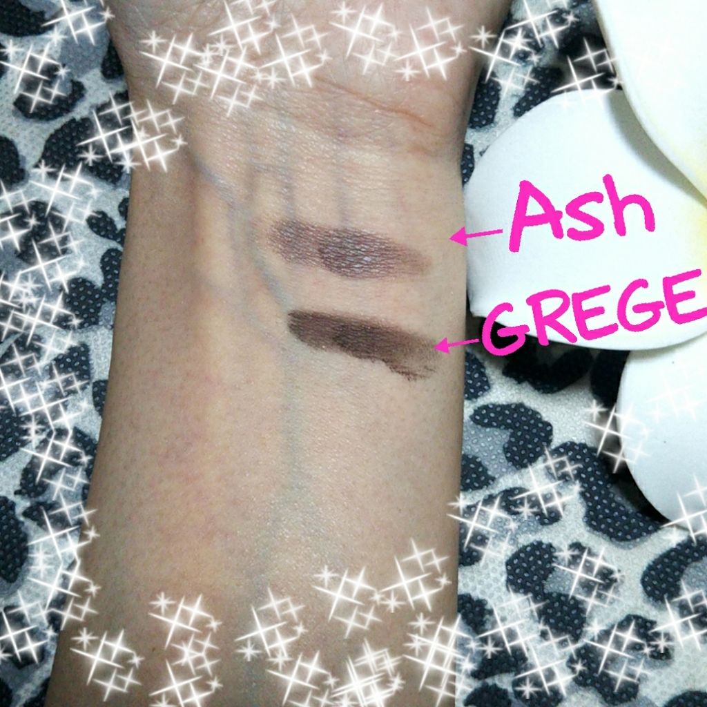 パウダーアイシャドウ ブルーミングキティ/DAISO/アイシャドウパレットを使ったクチコミ（3枚目）