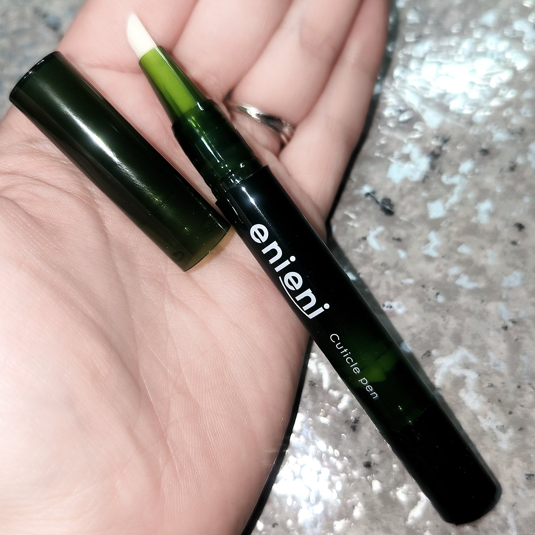 キューティクルペン/enieni /ネイルオイル・トリートメントを使ったクチコミ（1枚目）