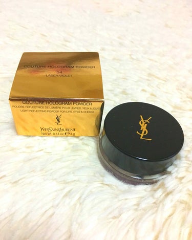 YVES SAINT LAURENT BEAUTE クチュール ホログラム パウダーのクチコミ「YSL クチュールホログラム パウダー

こちらの商品は、
新宿伊勢丹で復刻販売された商品です.....」（1枚目）