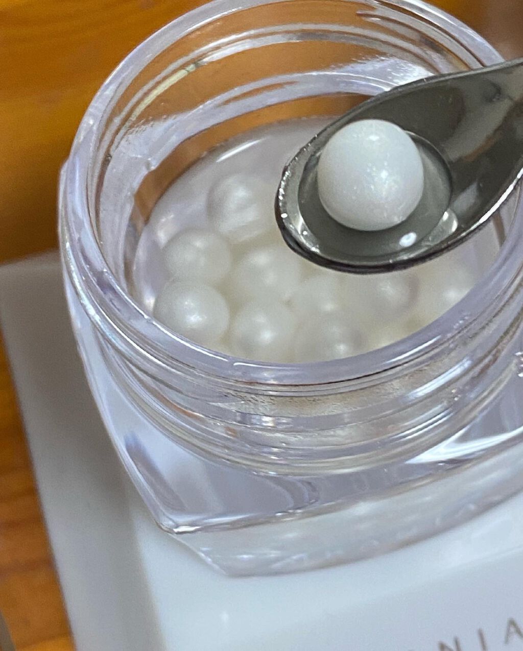 クリスタルパール/URANIA/フェイスクリームを使ったクチコミ(3枚目)