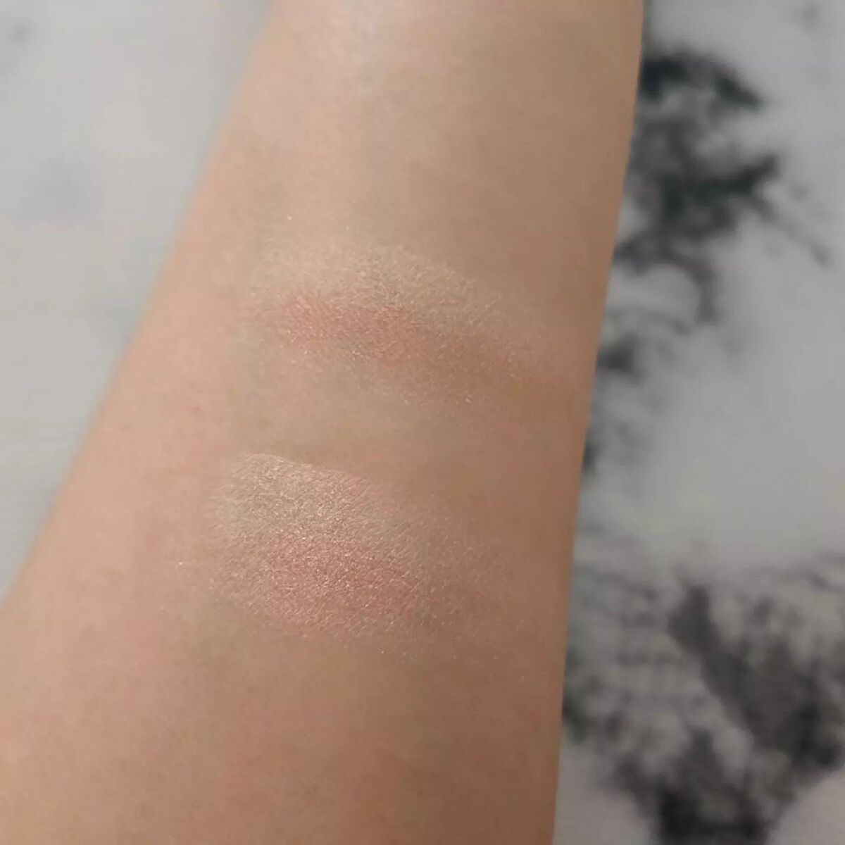 アイカラー/media luxe/アイシャドウパレットを使ったクチコミ(4枚目)