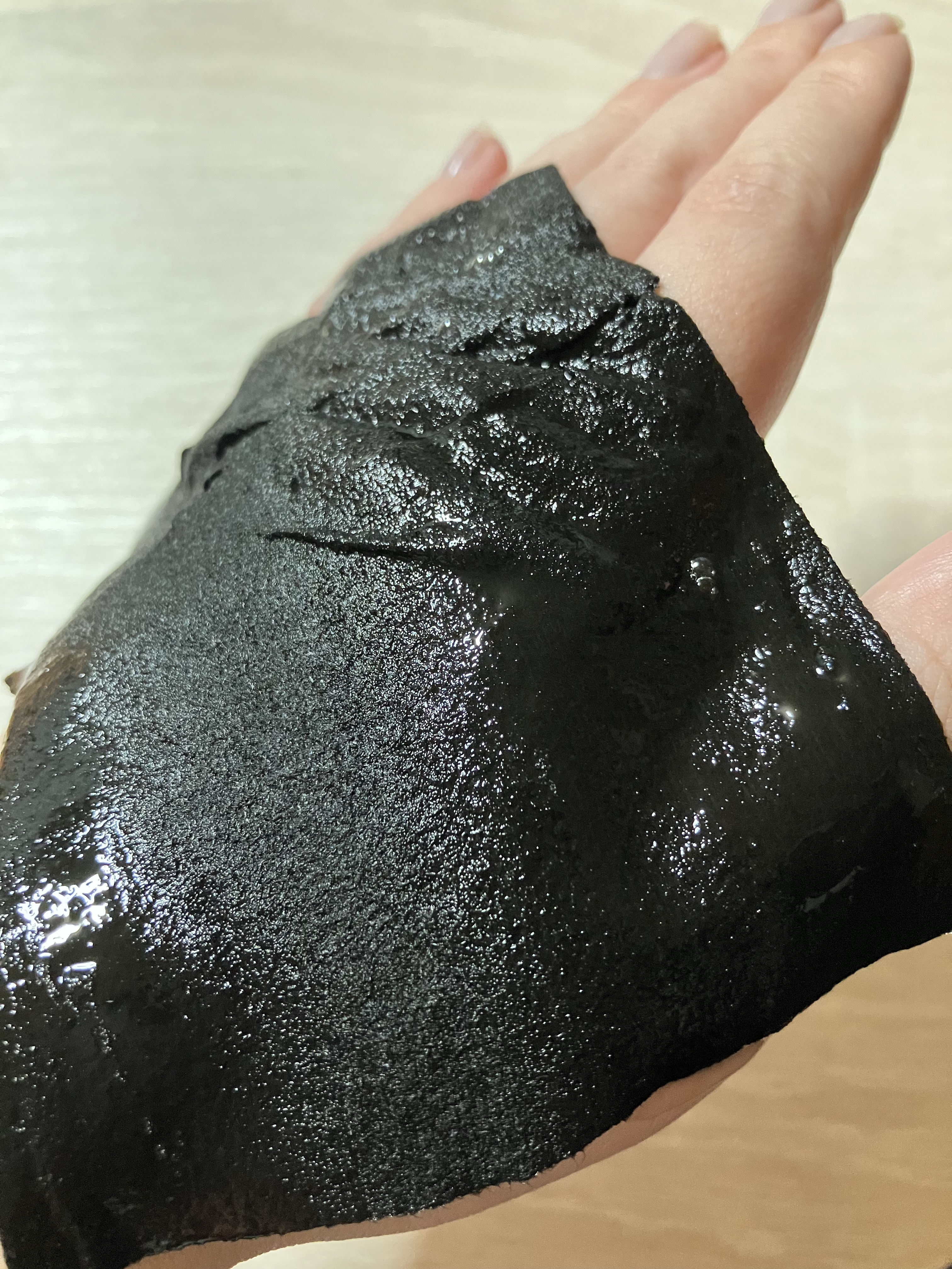 W.H.P ブラックマスク JEX/MEDIHEAL/シートマスク・パックを使ったクチコミ（3枚目）