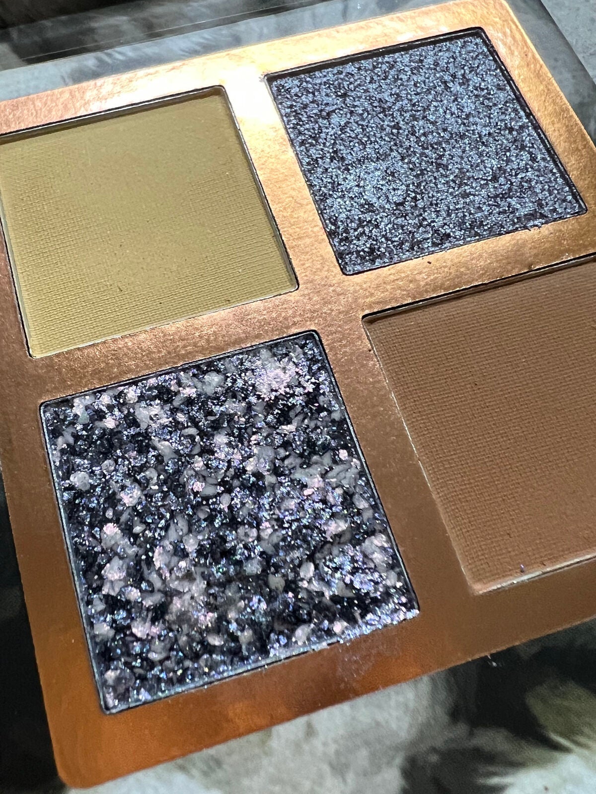 ヴィセ アヴァン シングルアイカラー/Visée/単色アイシャドウを使ったクチコミ(4枚目)