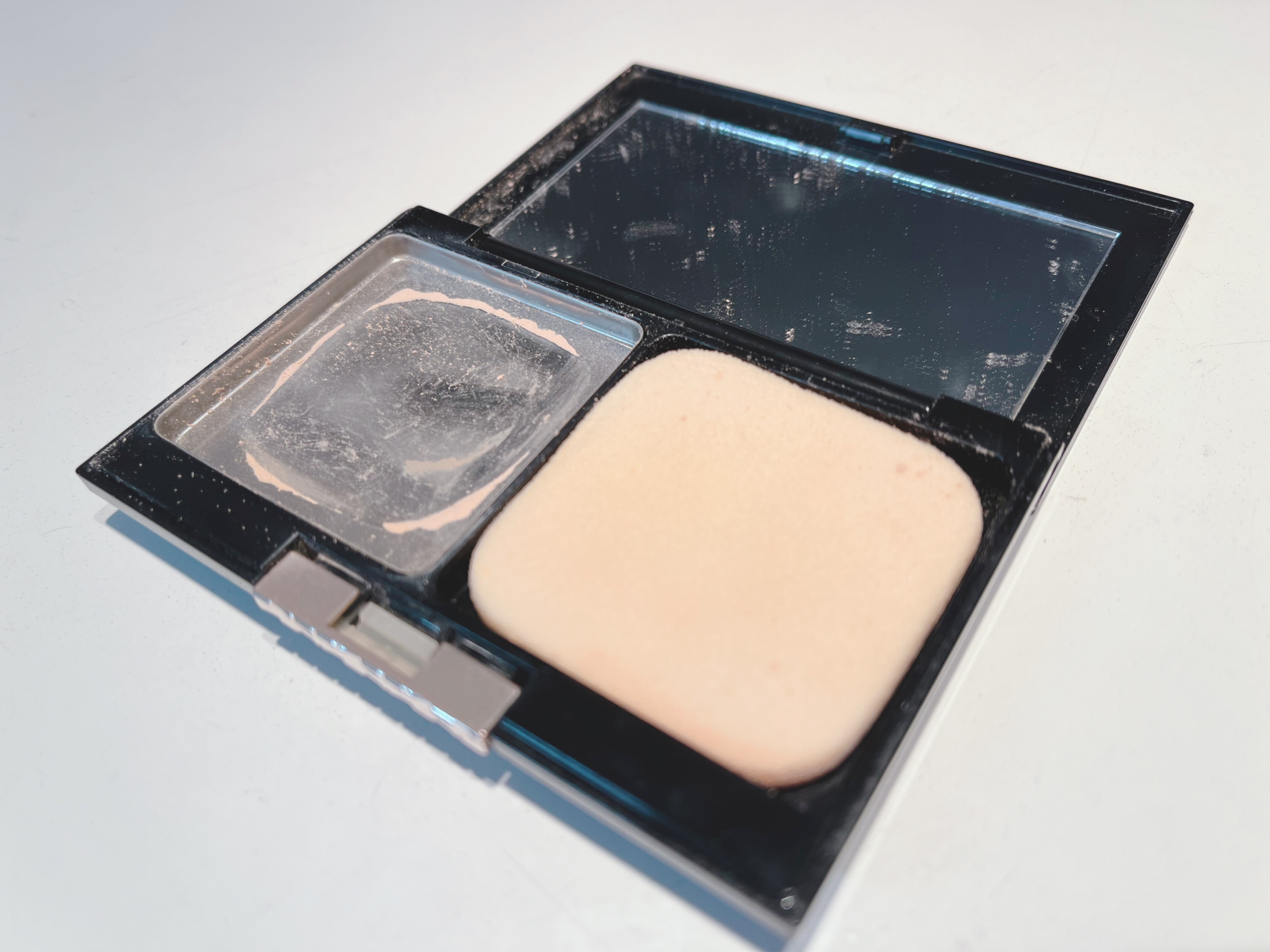 ドラマティックフェイスパウダー/マキアージュ/プレストパウダーを使ったクチコミ（2枚目）