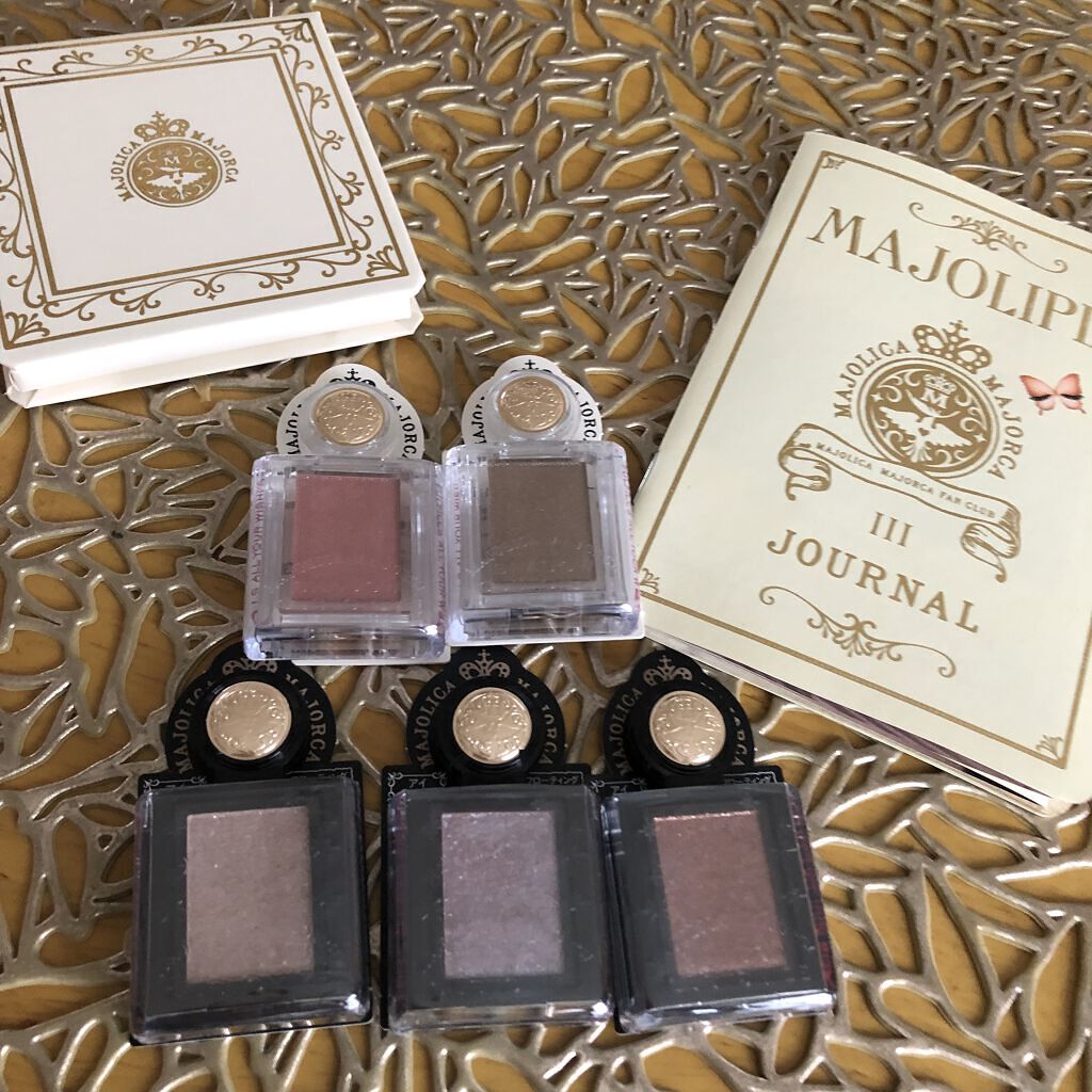 シャドーカスタマイズ/MAJOLICA MAJORCA/単色アイシャドウを使ったクチコミ（1枚目）