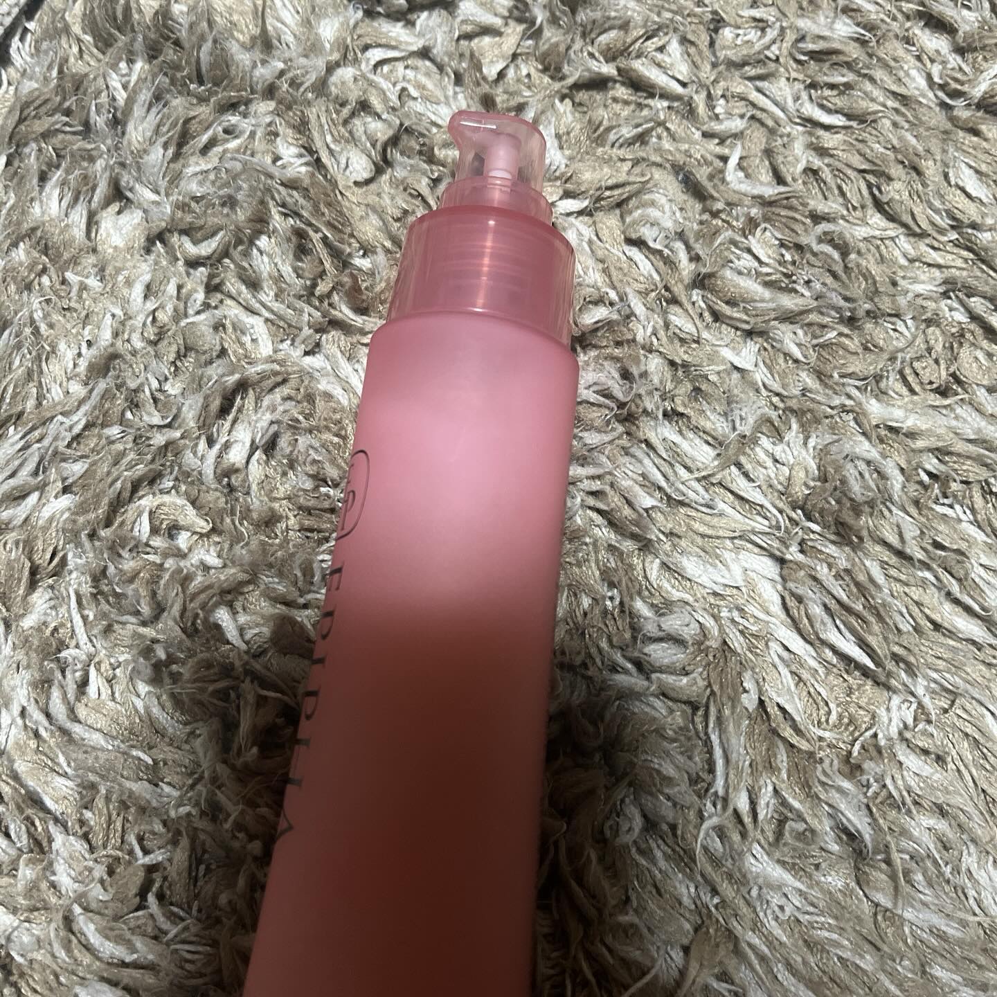 洗い流さないトリートメント　DIGNITY PINK/EPIPHA/アウトバストリートメントを使ったクチコミ（2枚目）