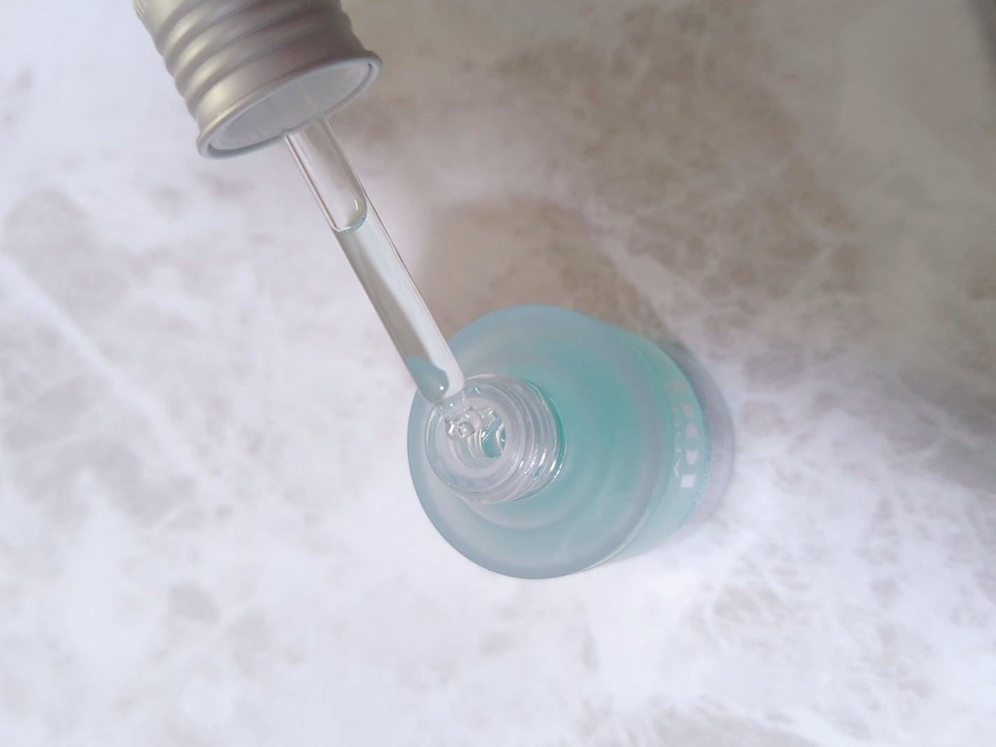 PDRNヒアルロン酸カプセル100セラム/Anua/美容液を使ったクチコミ(2枚目)