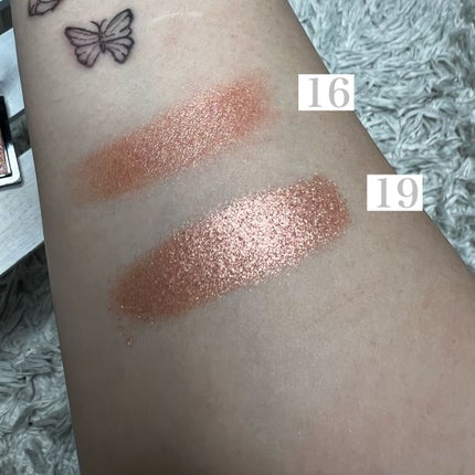 UR GLAM POWDER EYESHADOW/U R GLAM/単色アイシャドウを使ったクチコミ(2枚目)