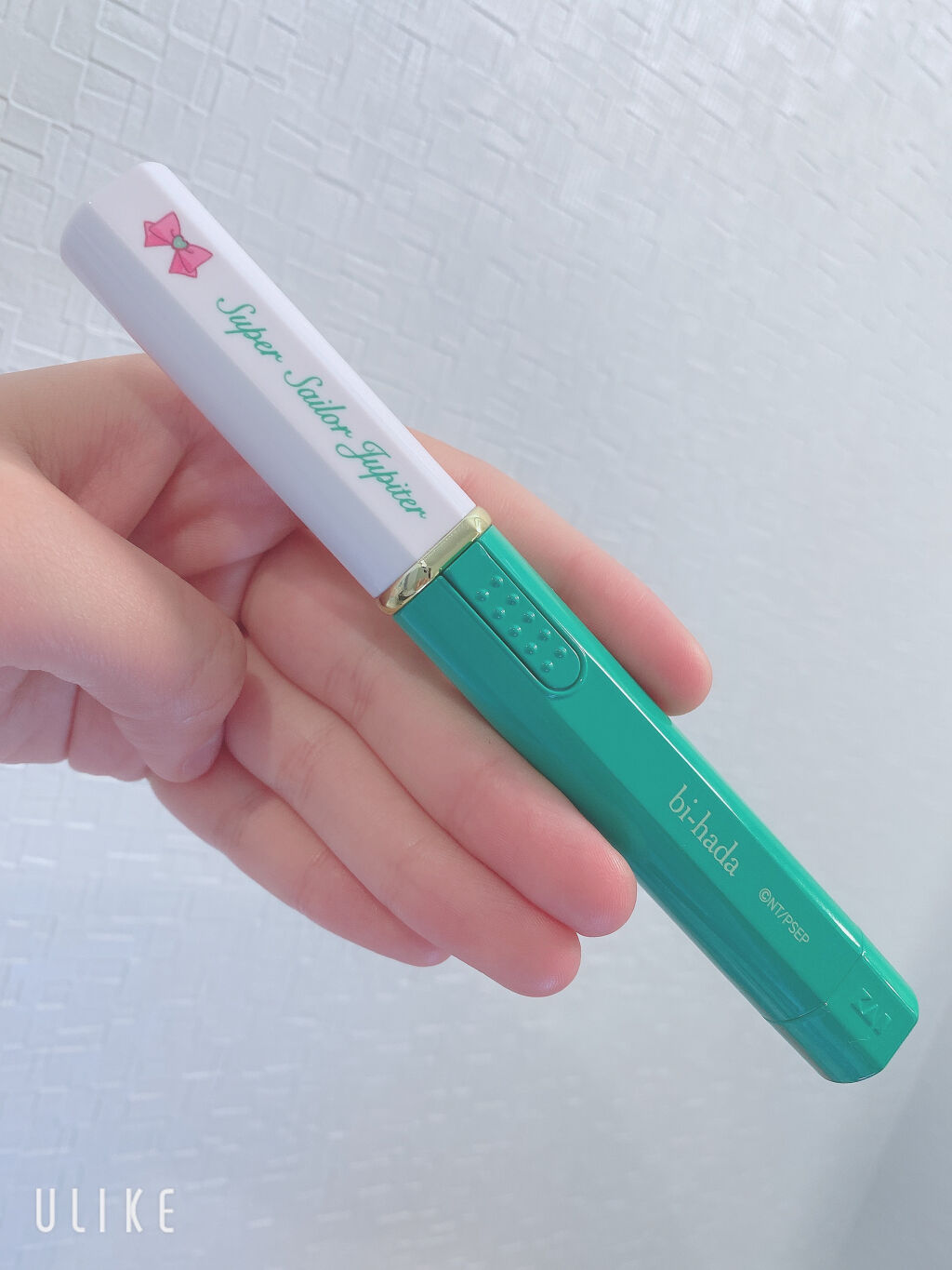 bi-hada ompa L ホルダー替刃2個付 スーパーセーラージュピター＜限定デザイン＞/貝印/シェーバーを使ったクチコミ（3枚目）