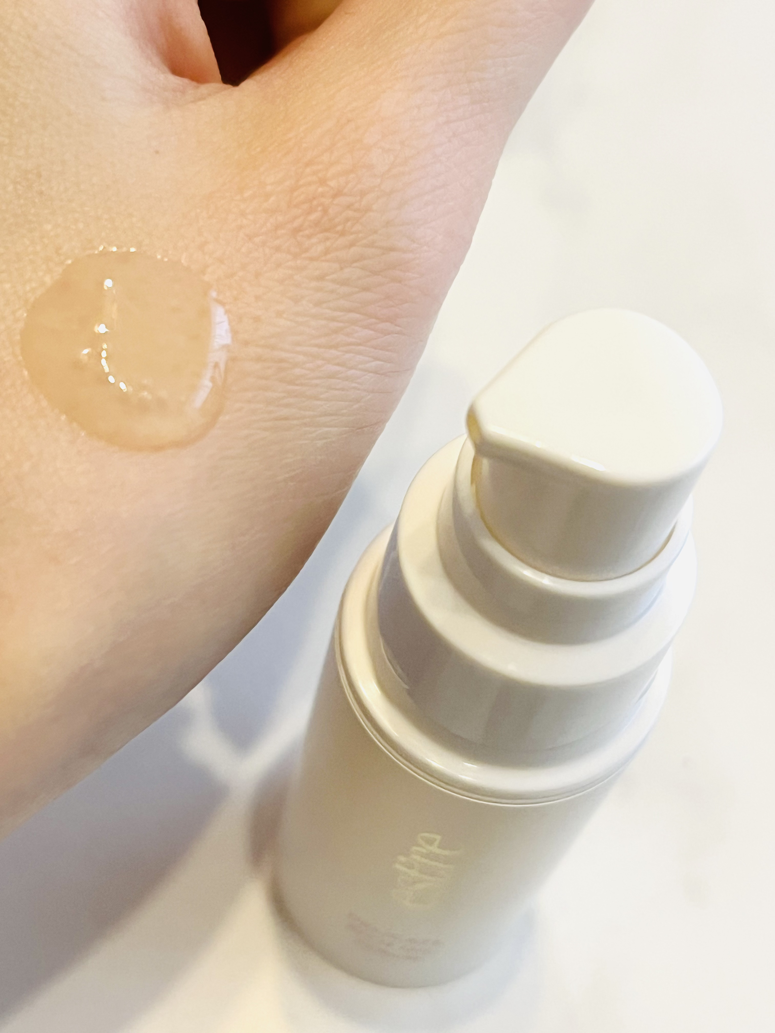 デリケートリッチオイルセラム/est’re®/ボディオイルを使ったクチコミ（2枚目）