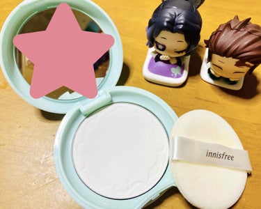 ノーセバム ミネラルパクト N/innisfree/プレストパウダーを使ったクチコミ（2枚目）