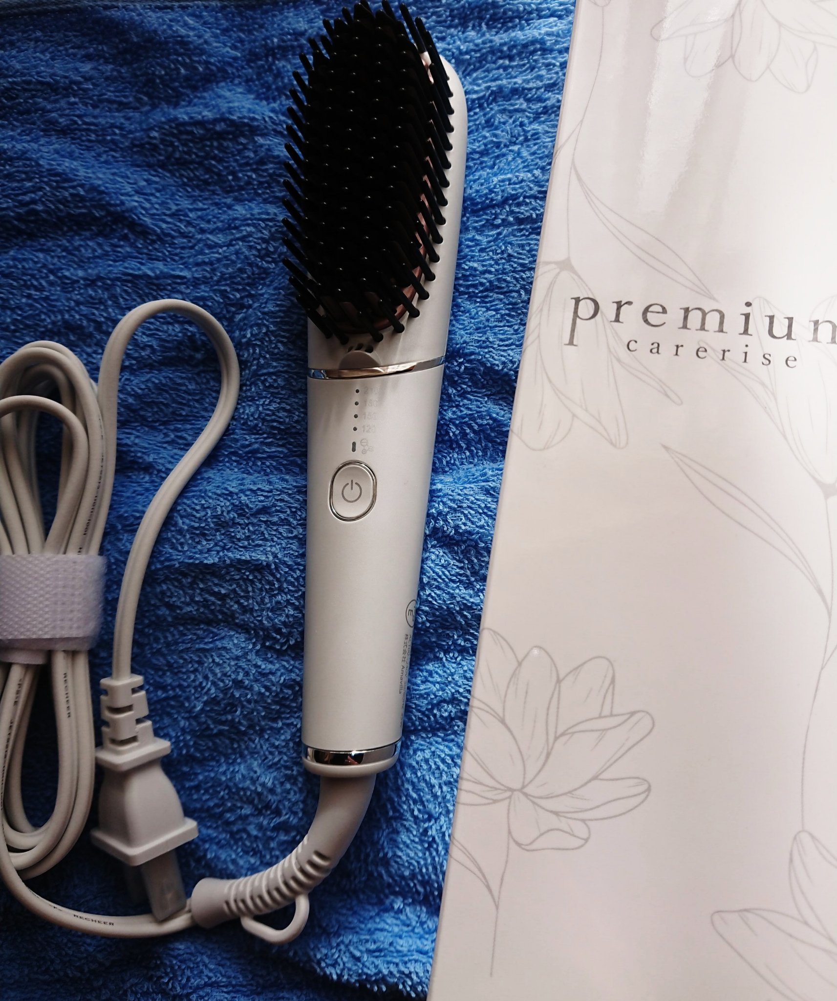 プレミアム ブラシ型ヘアアイロン/CARERISE/その他スタイリングを使ったクチコミ（1枚目）