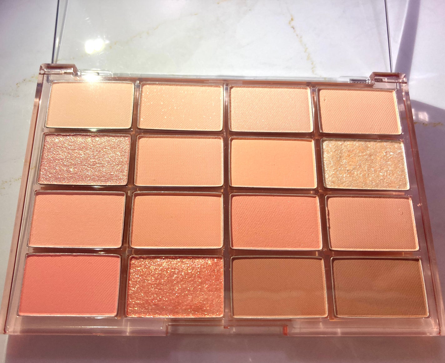 むーじー on LIPS 「現地の韓国の女の子みたいなアイメイクがしたい方に是非試してみて..」(3枚目)