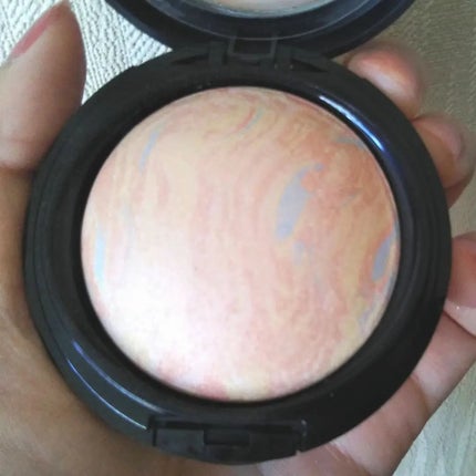 マーブルハイライター/LB/パウダーチークを使ったクチコミ(5枚目)