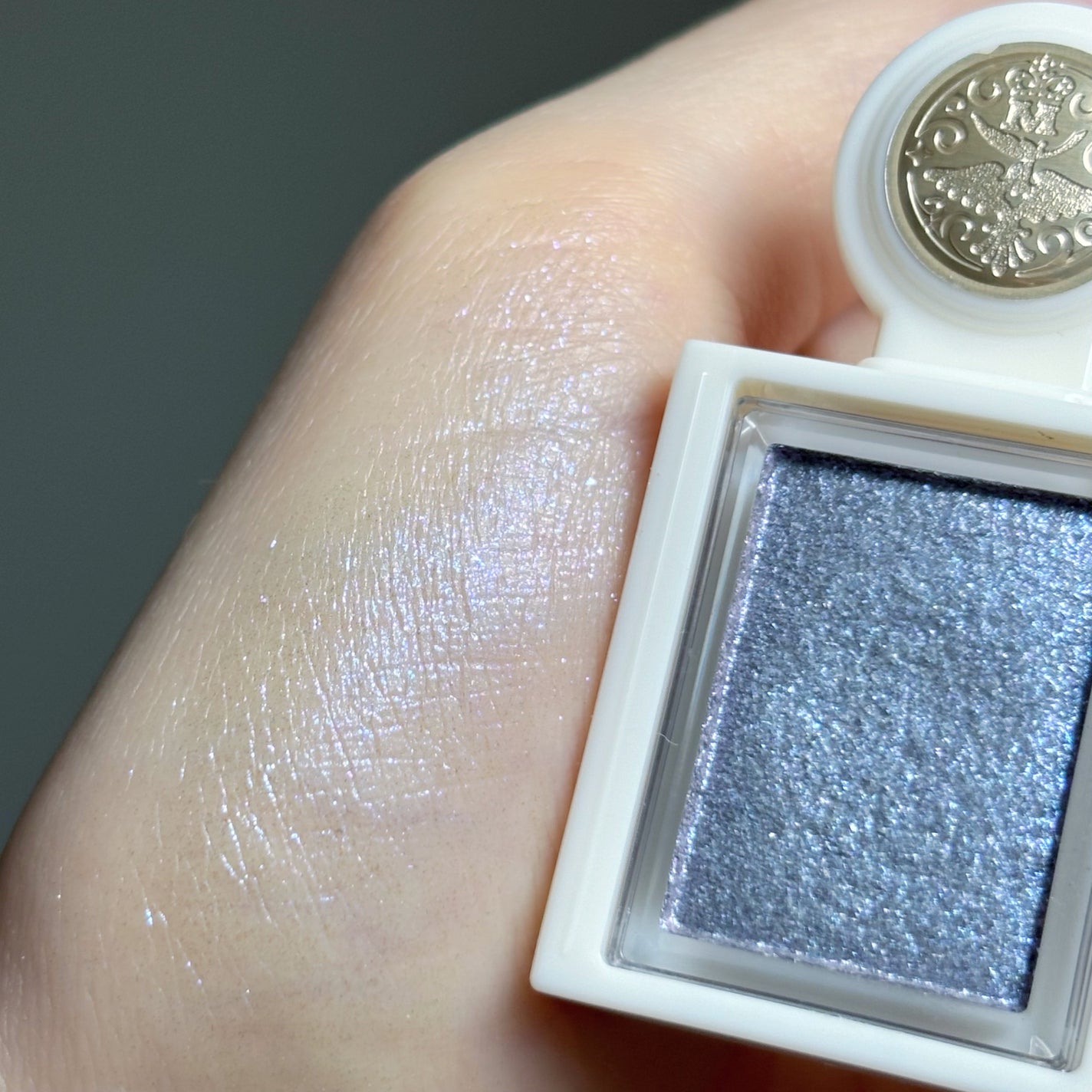 シャドーカスタマイズ (ブリリアントグリッター)/MAJOLICA MAJORCA/グリッターを使ったクチコミ(3枚目)