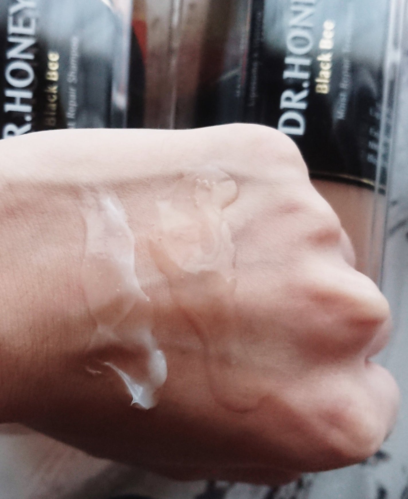 DRハニー ブラックビー モイスト リペア シャンプー/ヘアトリートメント/DR.HONEY/市販シャンプーを使ったクチコミ(4枚目)