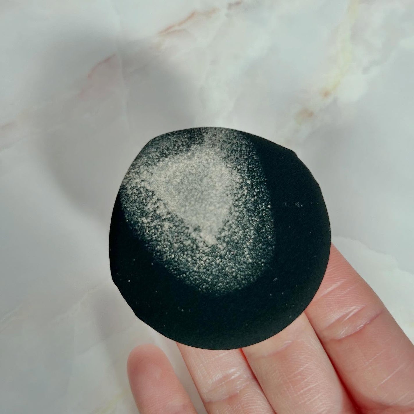 デイジードール グロウ ソフト クッション/DAISY DOLL by MARY QUANT/クッションファンデーションを使ったクチコミ(4枚目)