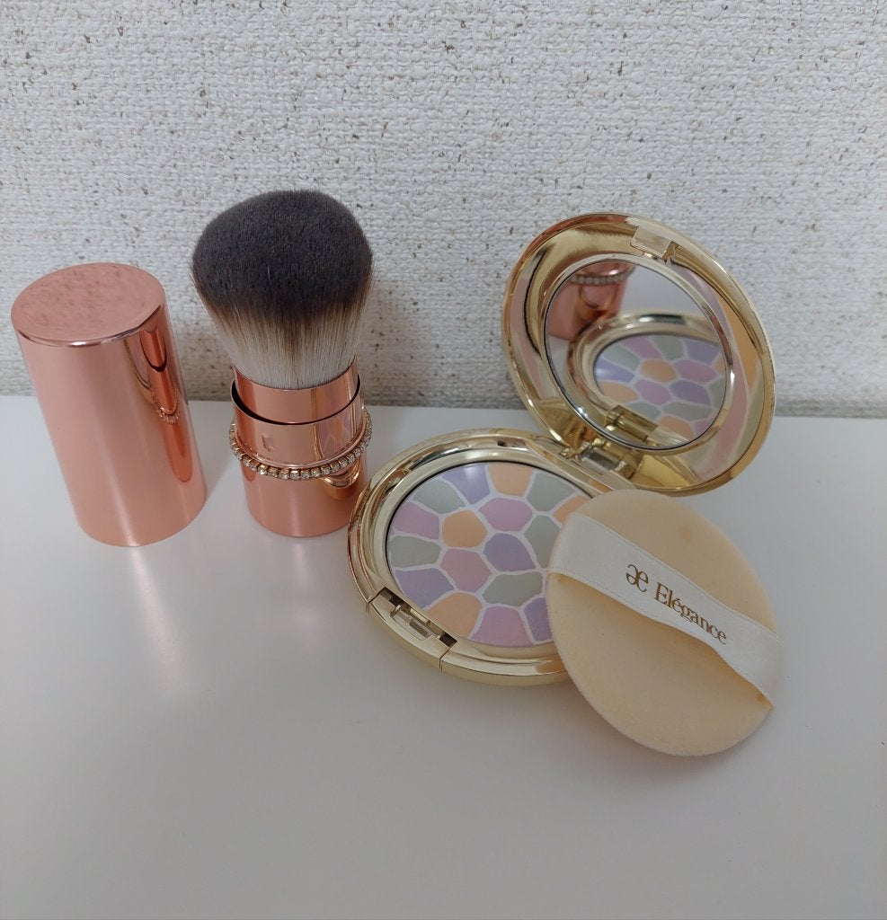 ラ プードル オートニュアンス/Elégance/プレストパウダーを使ったクチコミ(3枚目)