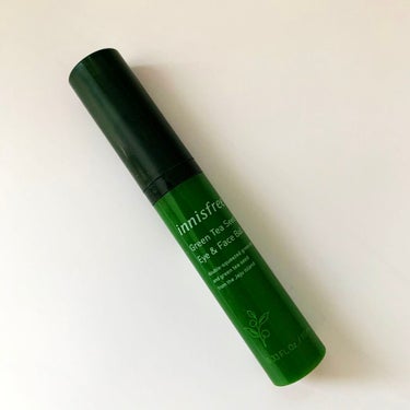 使い切りレポです！
今回はinnisfreeのグリーンティーシード アイ＆フェイスボールを使い切りました！

こちらは目元用美容液です！
キャップを開けると、ポンプの先端にボールが付いていてポンプ1プッ