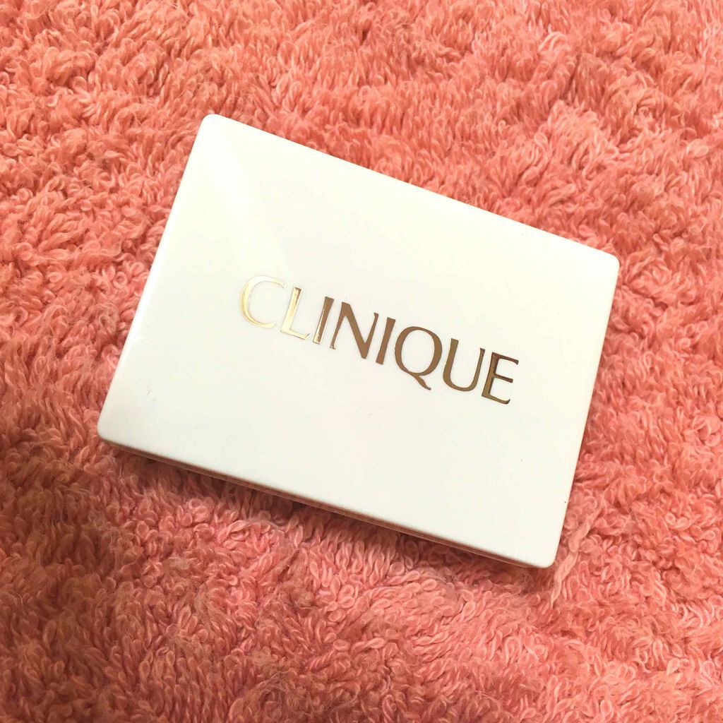 イーブン ベター パウダー メークアップ ウォーター ヴェール 27 リフィル/CLINIQUE/パウダーファンデーションを使ったクチコミ(1枚目)