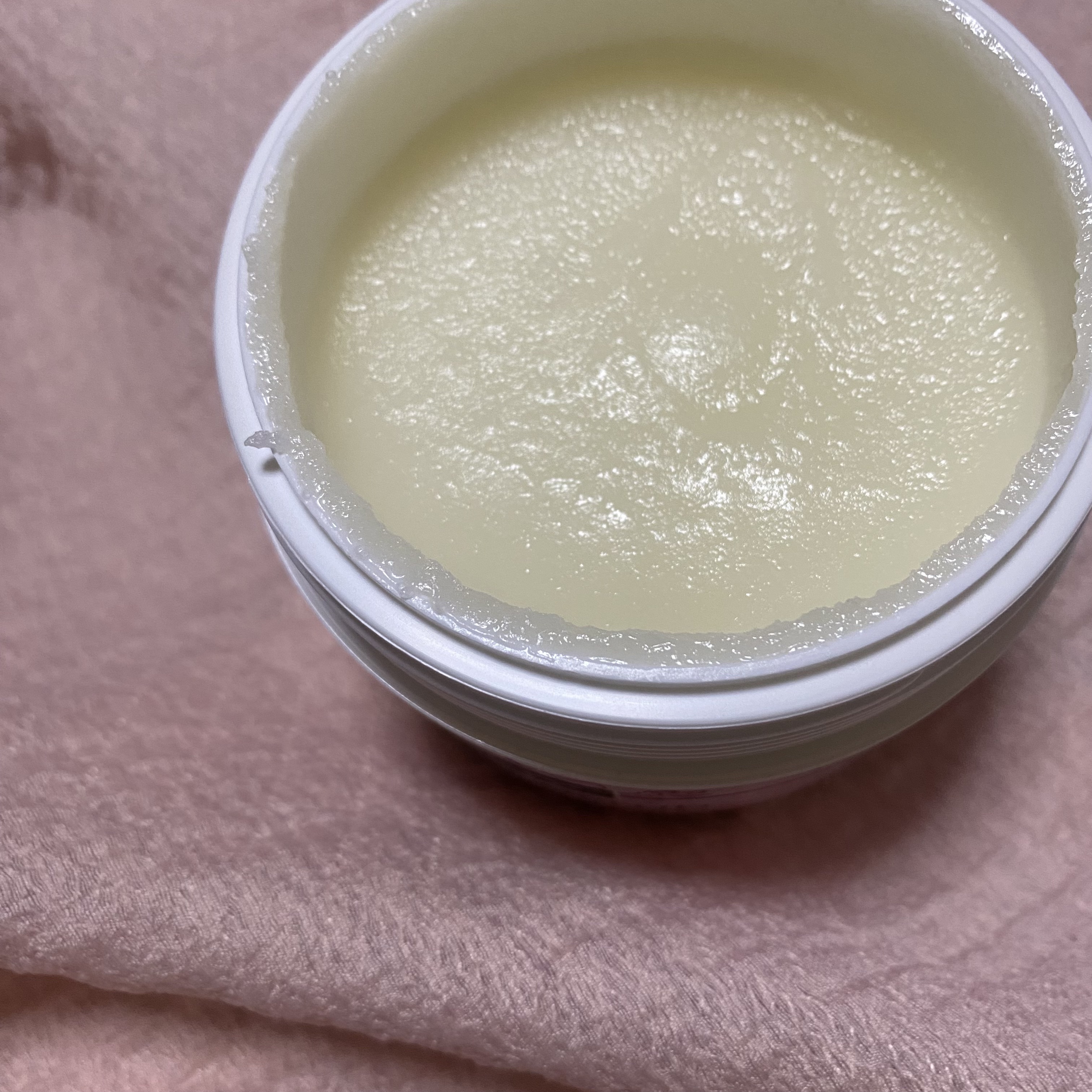 クナイプ シュガースクラブ スイートアーモンド /クナイプ/ボディスクラブを使ったクチコミ（2枚目）