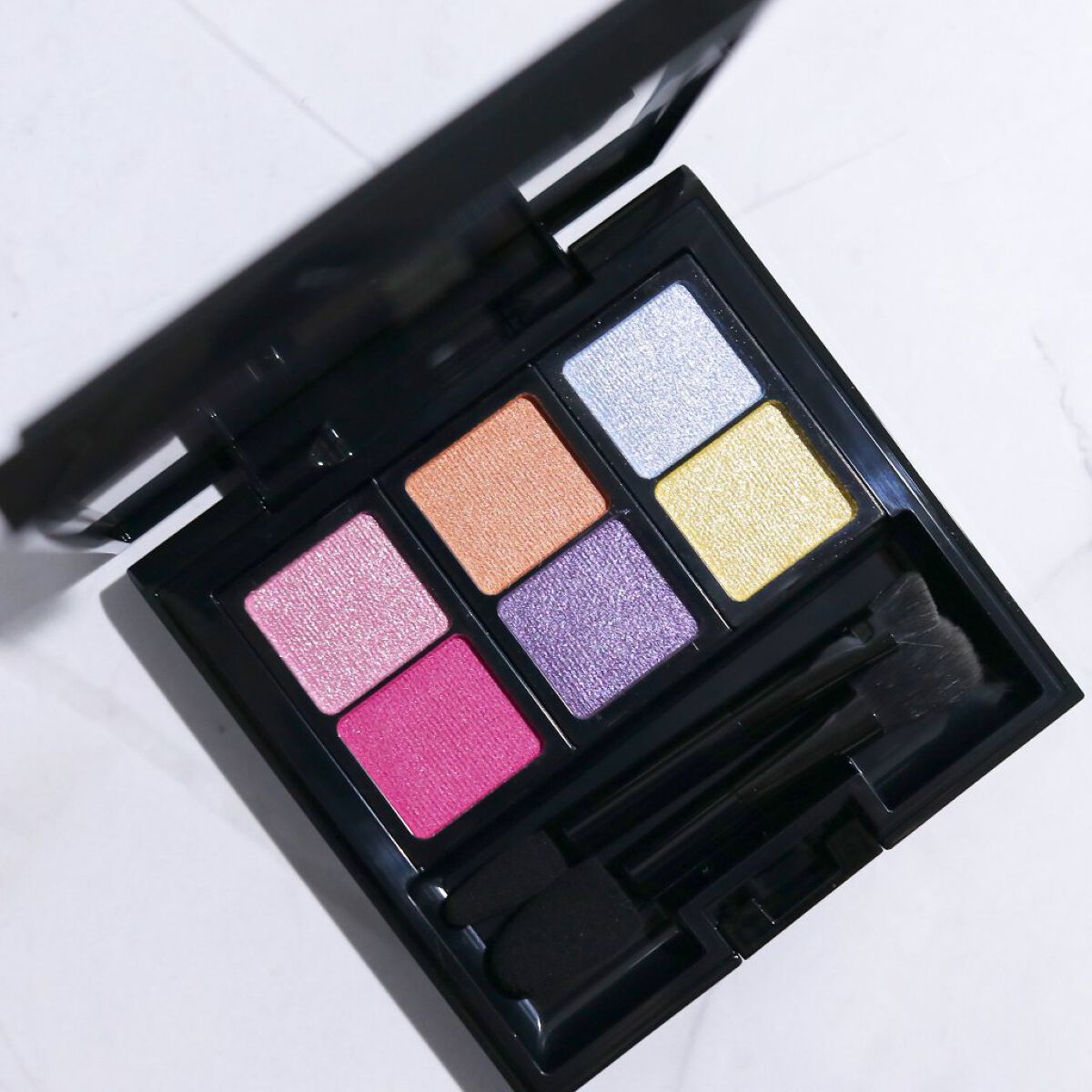 カネボウ、アイカラーデュオ 限定EX7と限定EX4 アイシャドウパレット付き カネボウ アイカラーデュオ｜KANEBO他、1商品を使った口コミ - 2