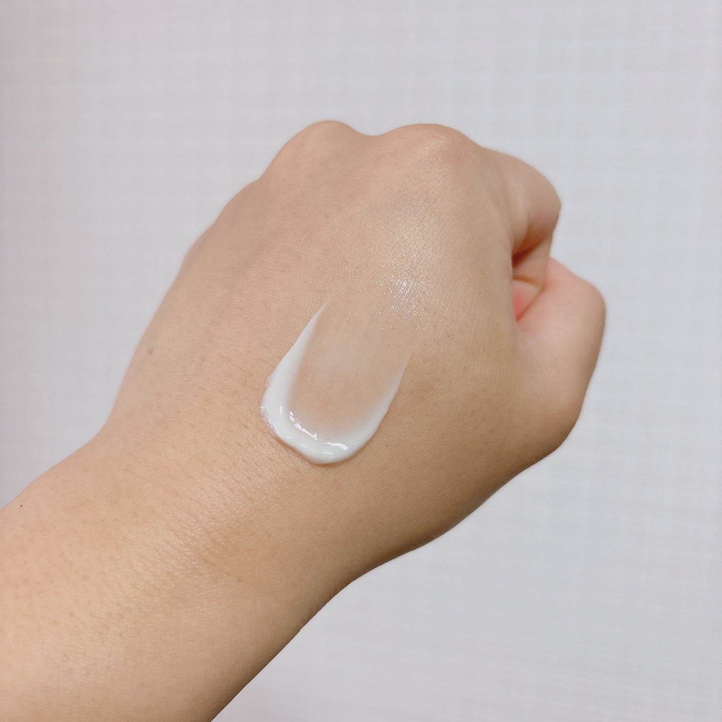 ベラ アルティメットエージ ネッククリーム/VELLA/フェイスクリームを使ったクチコミ(3枚目)