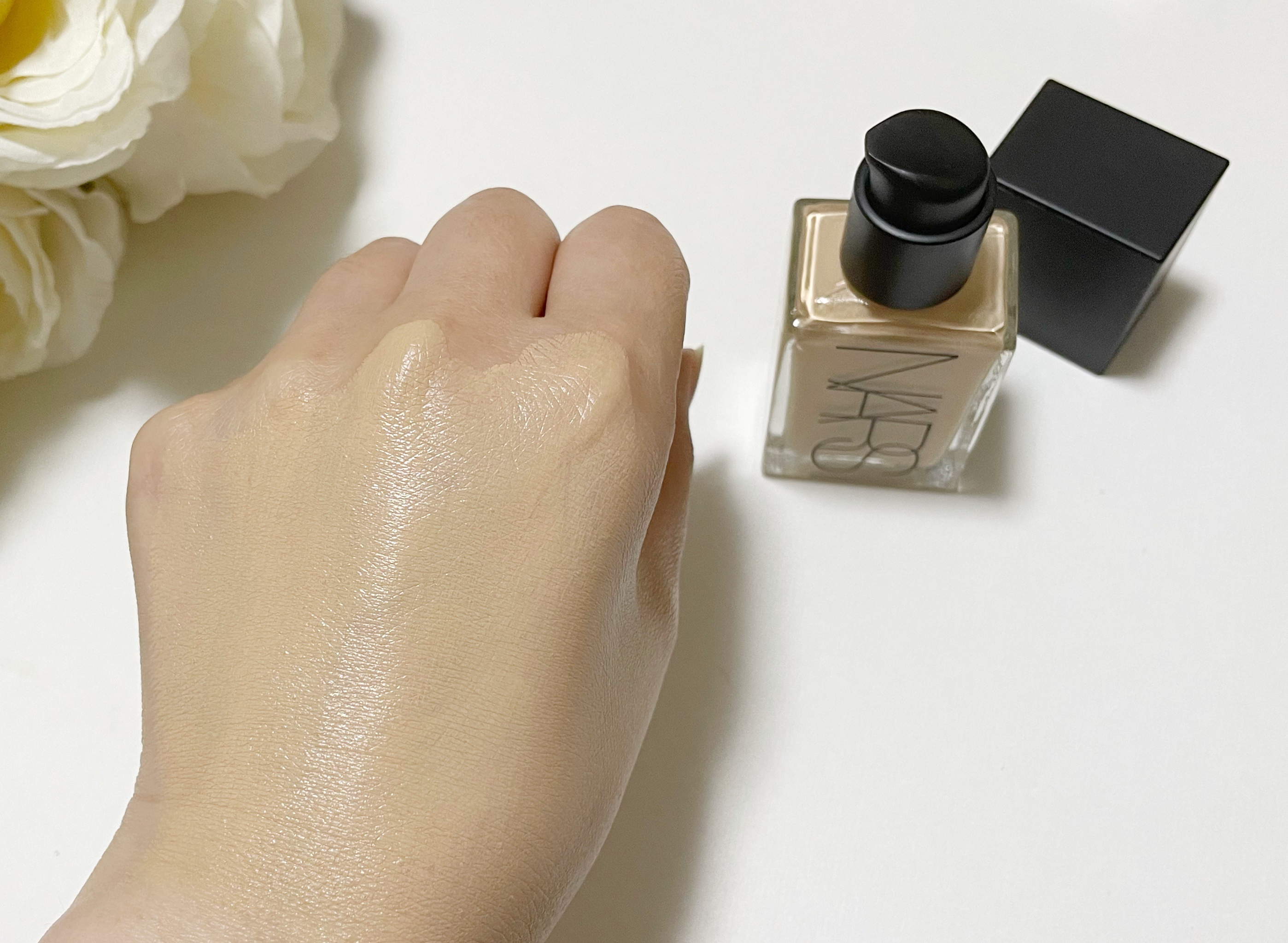 ライトリフレクティング ファンデーション/NARS/リキッドファンデーションを使ったクチコミ（3枚目）