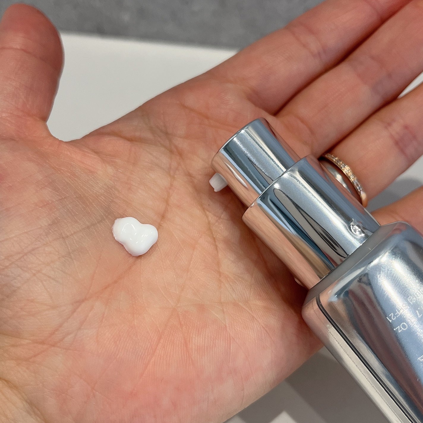 バニシングバーム プレミアム トーンアップ SPF21/9Wishes/化粧下地を使ったクチコミ(3枚目)