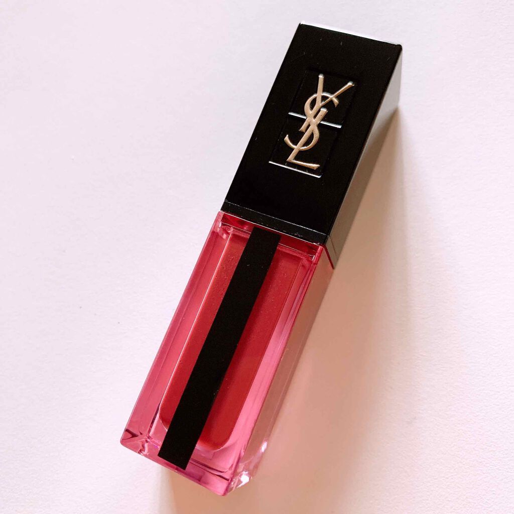 ◼︎ YSL 617 Dive In The Nude
　　　　　　　　　　(ダイブインザヌード)

乾燥がきになります。
リップの下地でしっかり保湿して使うと
乾燥も気にならないです😊

塗りたてはみずみずしく程よいツヤ感✴︎
時間がた
