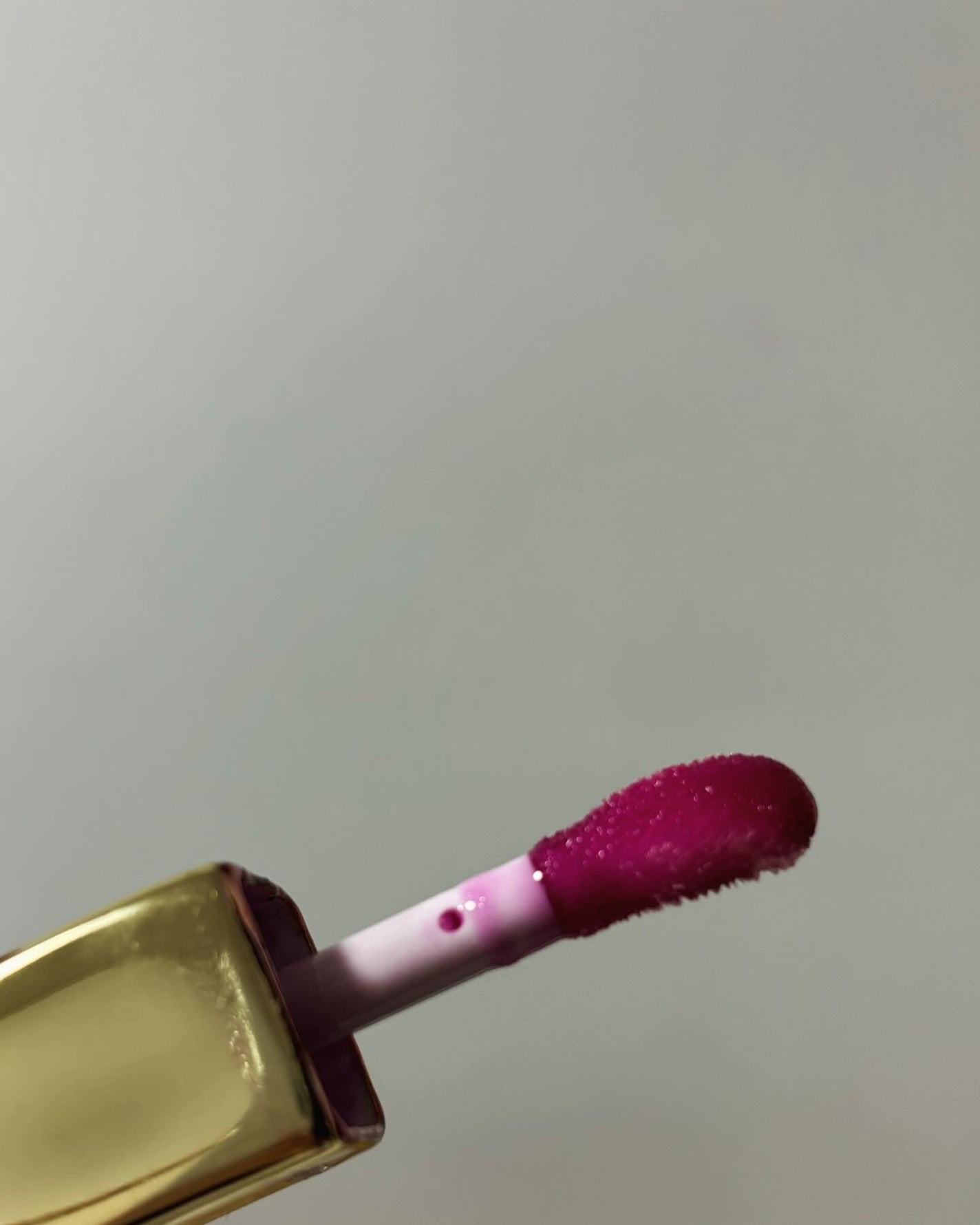 キスキス ビー グロウ オイル/GUERLAIN/リップグロスを使ったクチコミ(3枚目)