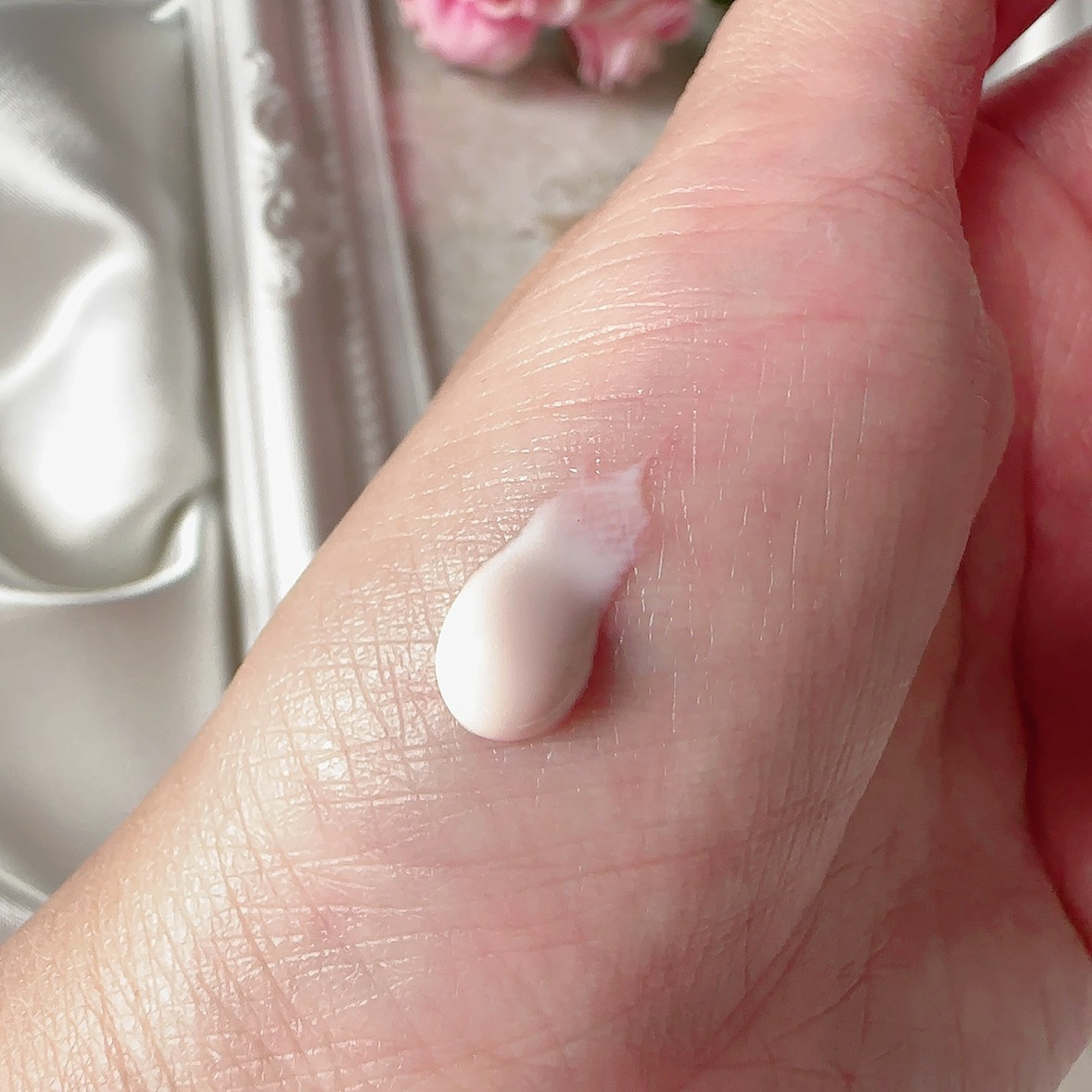 エッセンス スキングロウ プライマー	/SHISEIDO/化粧下地を使ったクチコミ（3枚目）