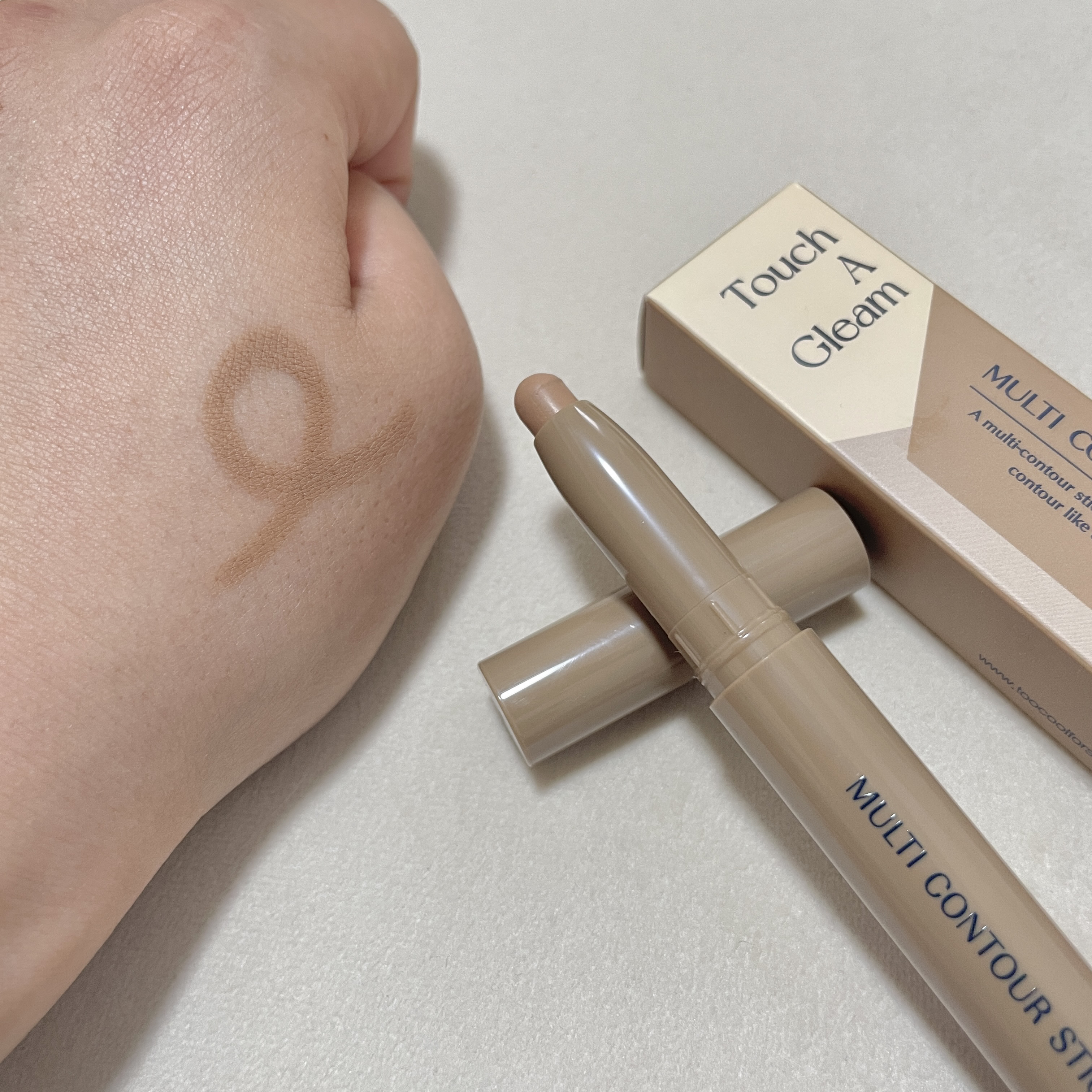 マルチコントゥアスティック/TAG/シェーディングを使ったクチコミ（2枚目）