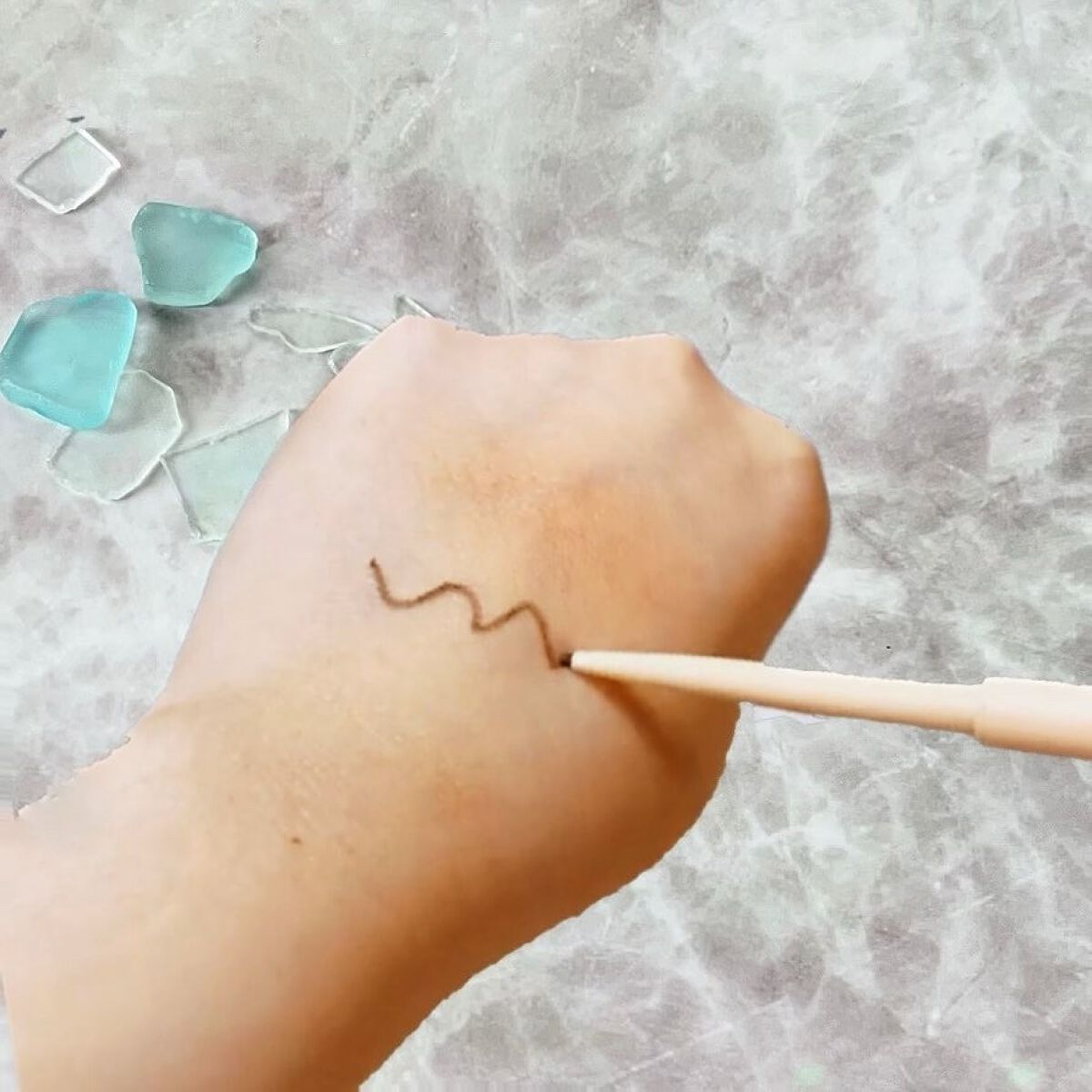 ssarinass on LIPS ãðŒKirei&co.ä»è©±é¡ã®Kirei&co.ãªããããã¢ã€ã©..ãïŒ8æç®ïŒ