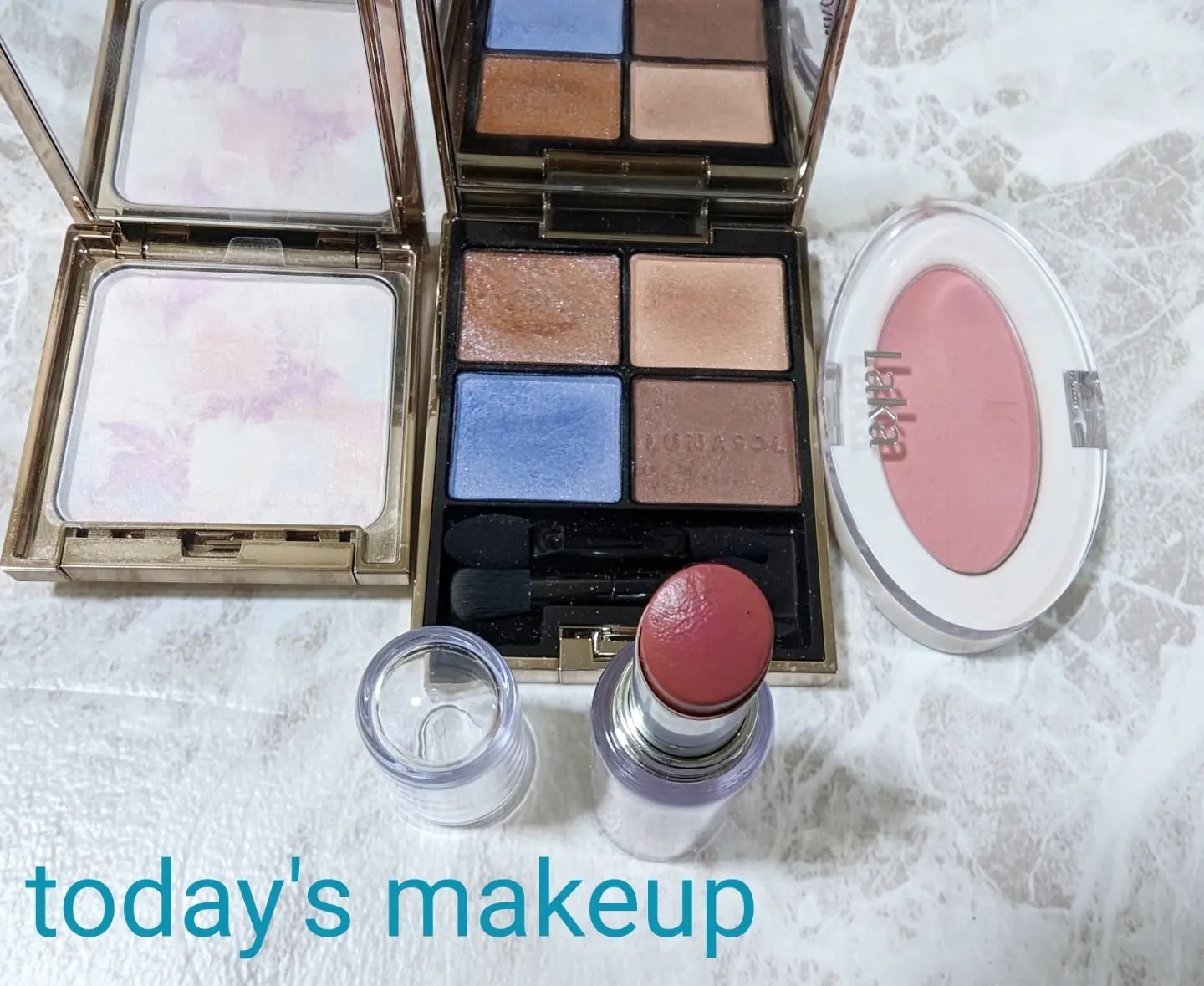 マージングフェースグロウ/LUNASOL/プレストパウダーを使ったクチコミ（1枚目）