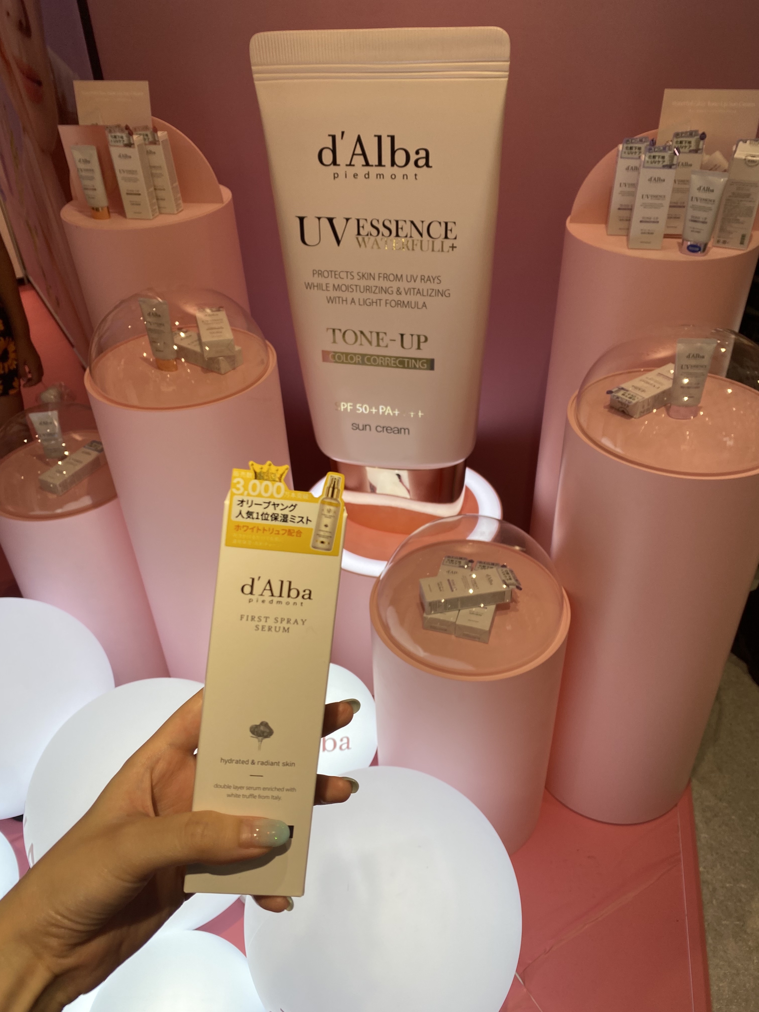 ダルバ ホワイトトリュフファーストスプレーセラム/ダルバ/ミスト状化粧水を使ったクチコミ（2枚目）