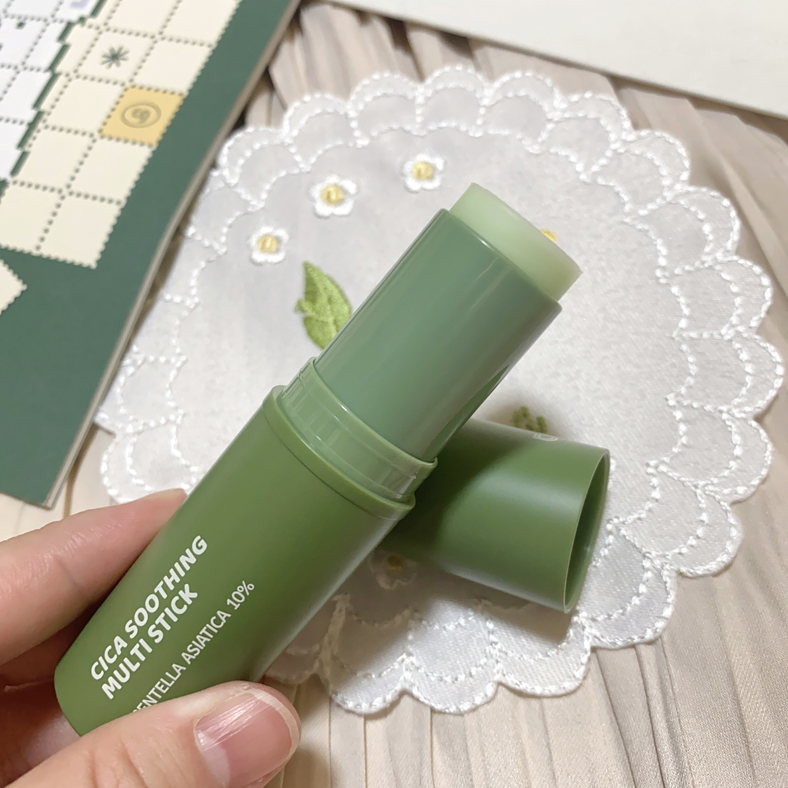 シカスージングスティック/TAGA/フェイスバームを使ったクチコミ（3枚目）