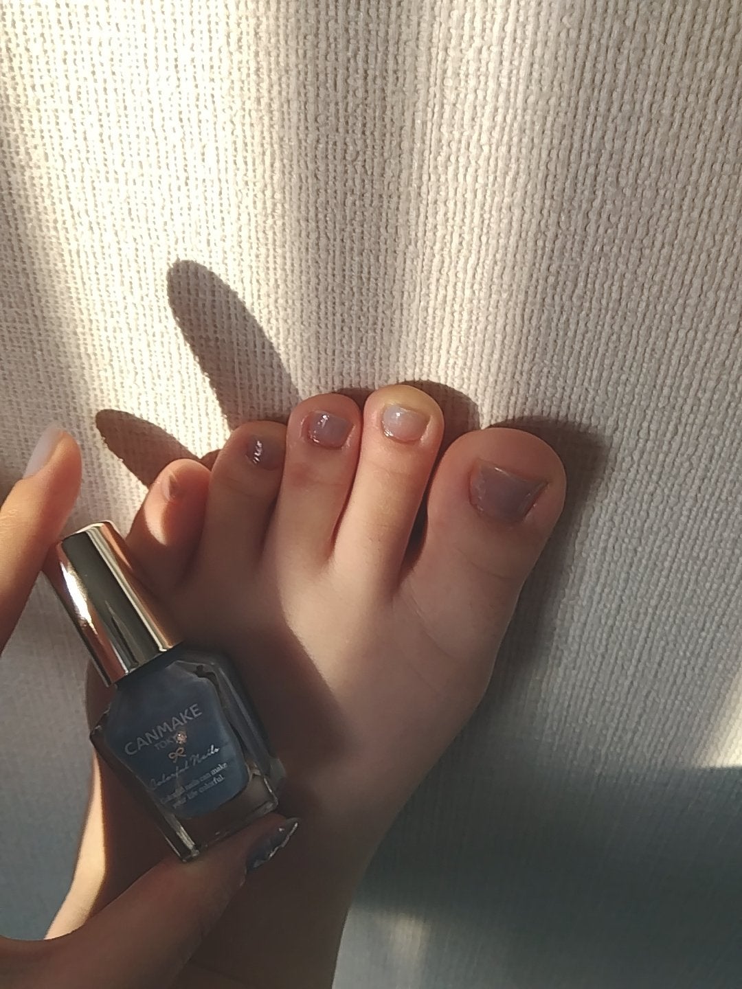 カラフルネイルズ/キャンメイク/マニキュアを使ったクチコミ(3枚目)