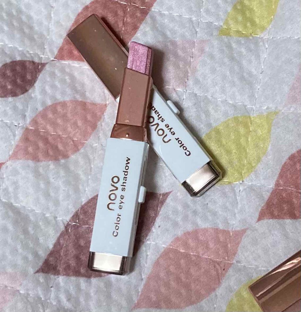 グラデーションアイシャドウ/NOVO/スティックアイシャドウを使ったクチコミ(3枚目)