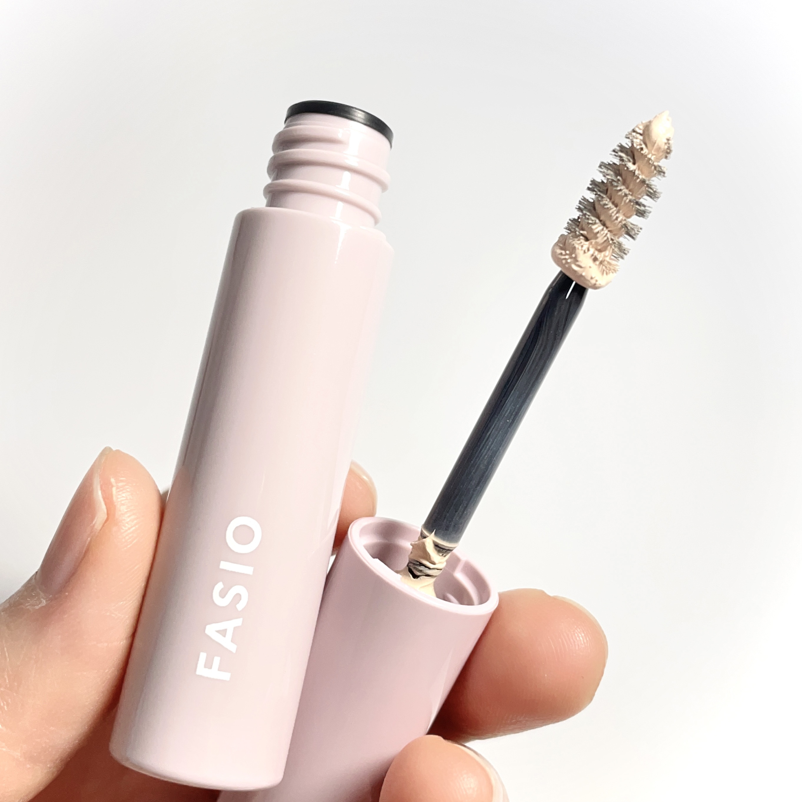 まゆ消し マスカラ/FASIO/眉マスカラを使ったクチコミ（1枚目）