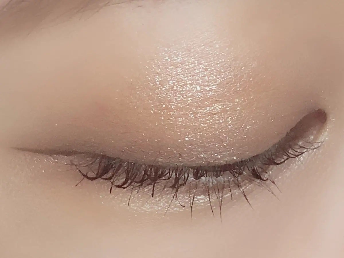 ソフトブラーリングアイパレット/wakemake/アイシャドウパレットを使ったクチコミ(2枚目)