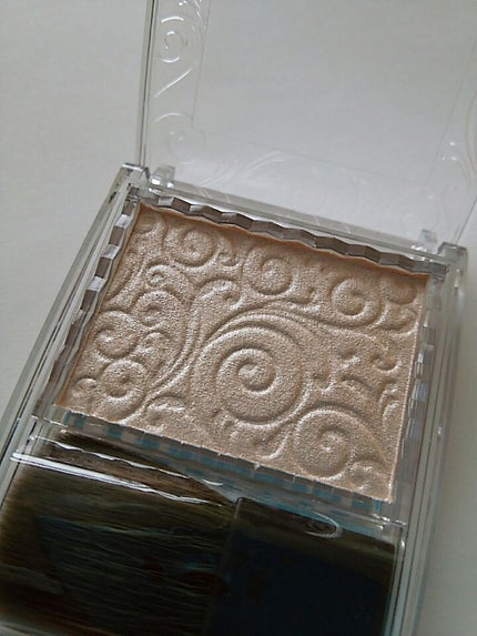 パールグロウハイライト/CEZANNE/パウダーハイライトを使ったクチコミ(2枚目)