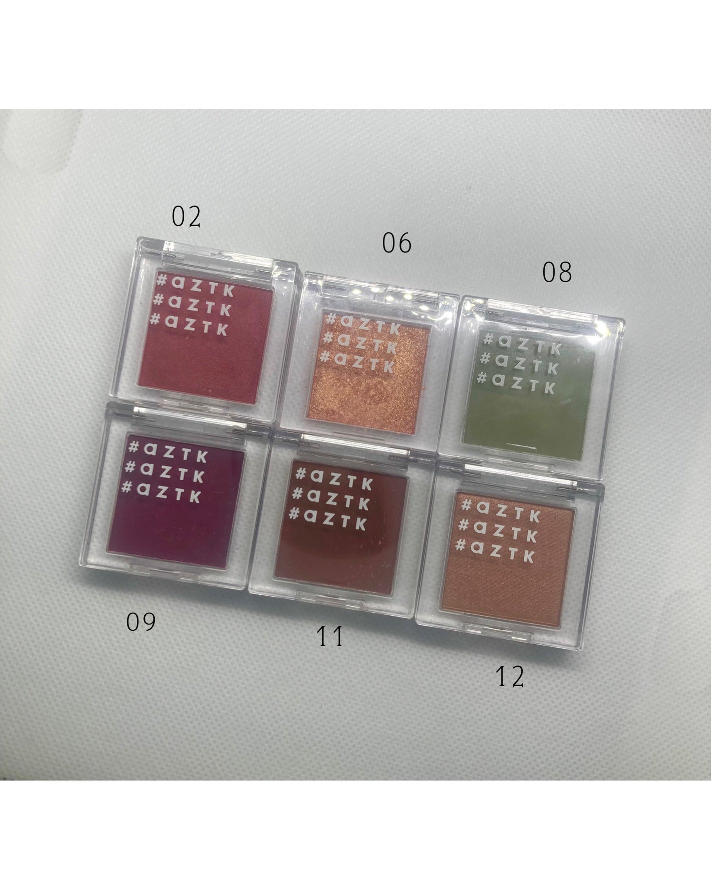 池袋とかの鳩😈フォロバ100 on LIPS 「🍫#aZTKこっくりめのカラー🍫・#aZTKシングルアイシャド..」(2枚目)