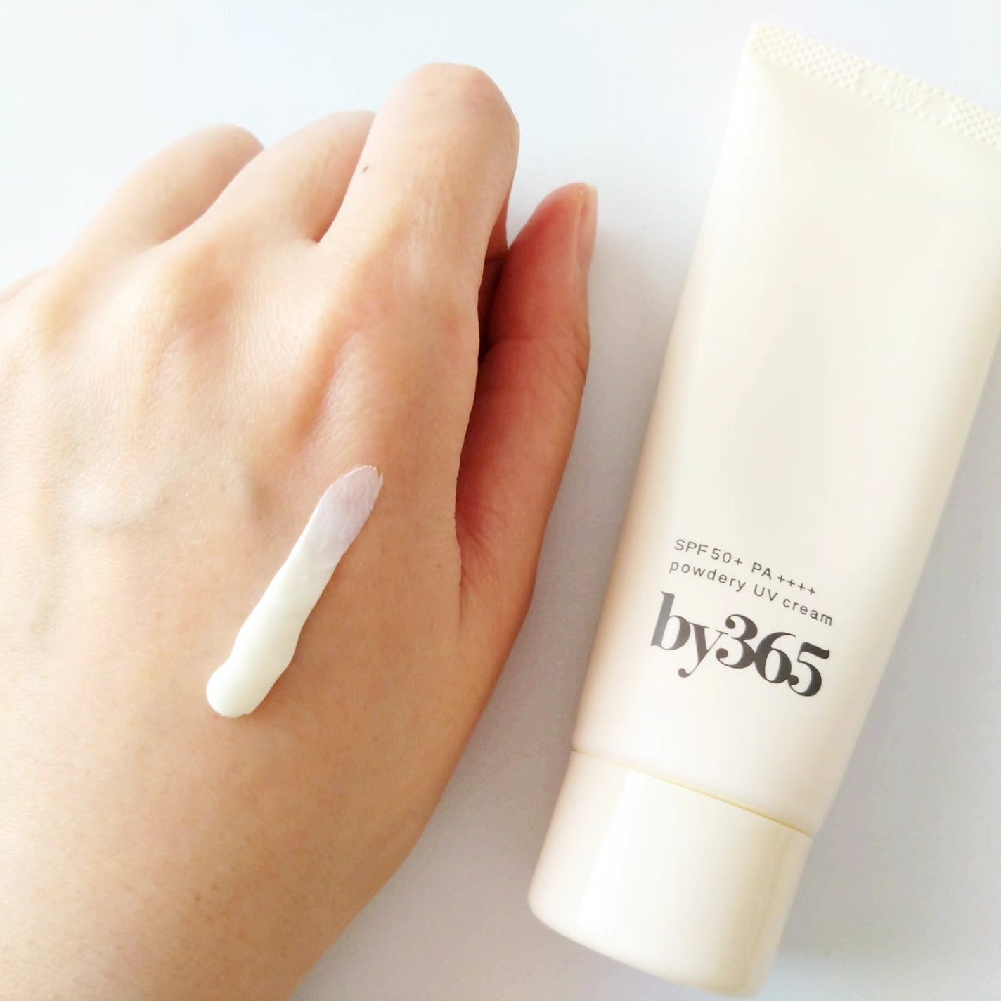 ゆー♡フォロバします on LIPS 「by365パウダリーUVクリーム#ぽてさらテクスチャーぽてっと..」(4枚目)