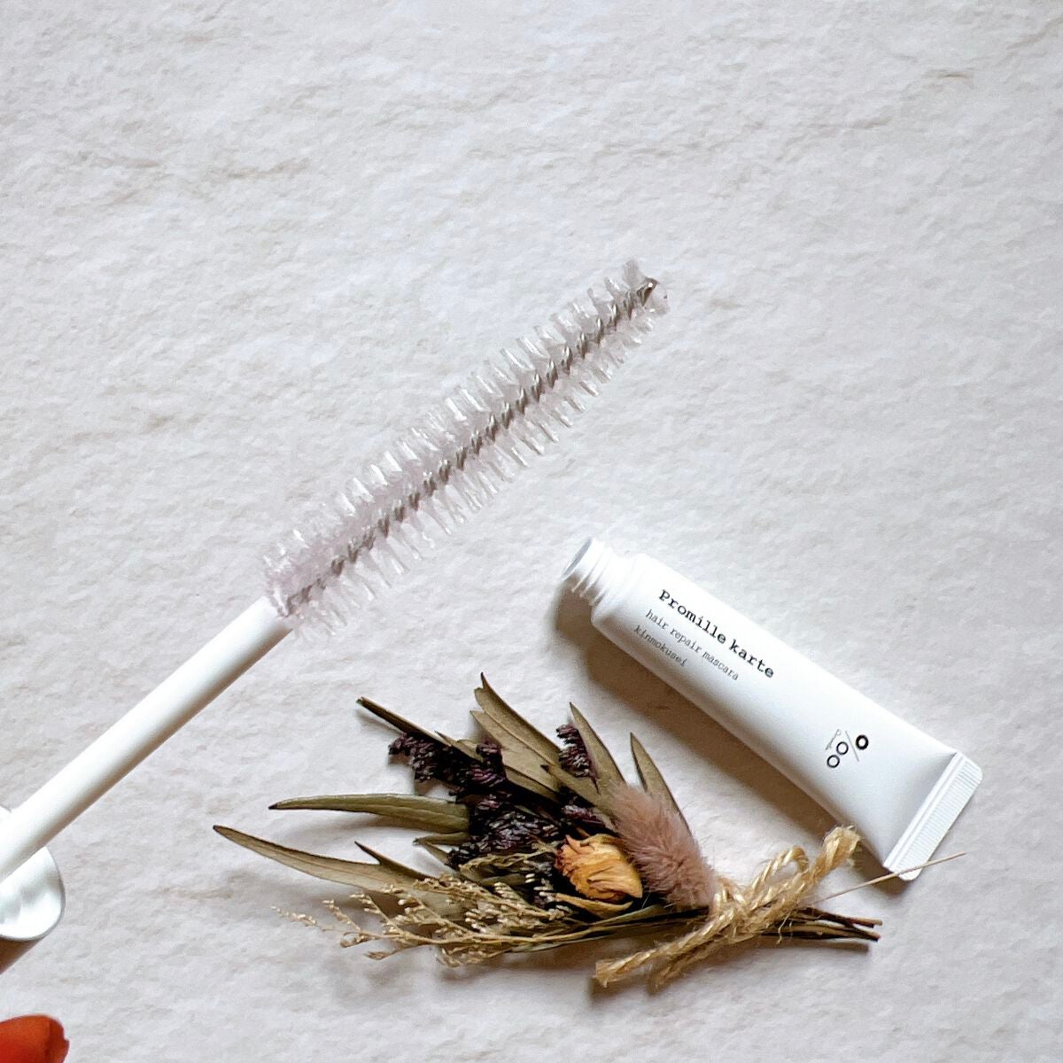 プロミルカルテ リペアヘアマスカラ/Promille/ヘアジェルを使ったクチコミ(3枚目)