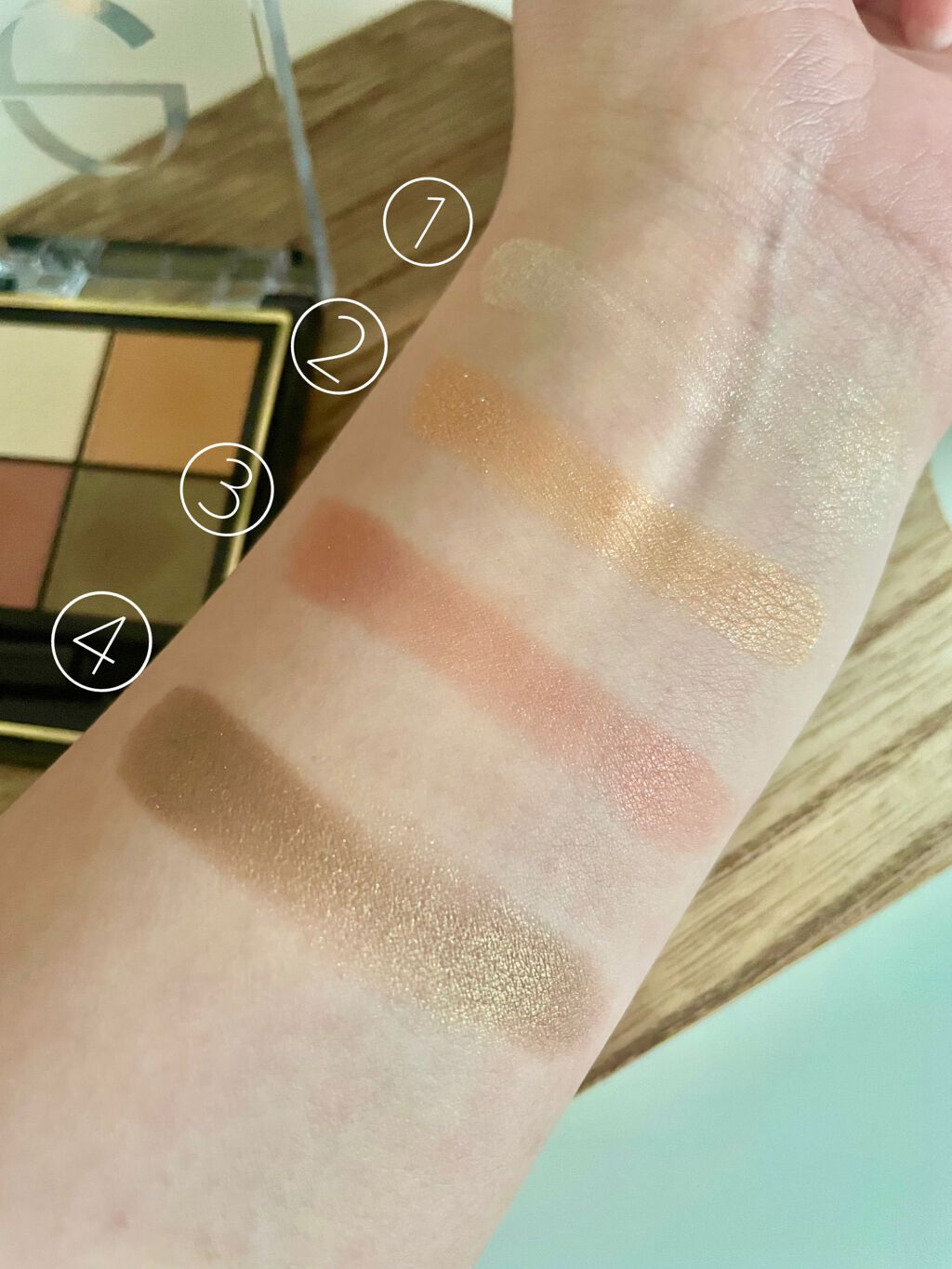 リアルクローズシャドウ/excel/アイシャドウパレットを使ったクチコミ(3枚目)