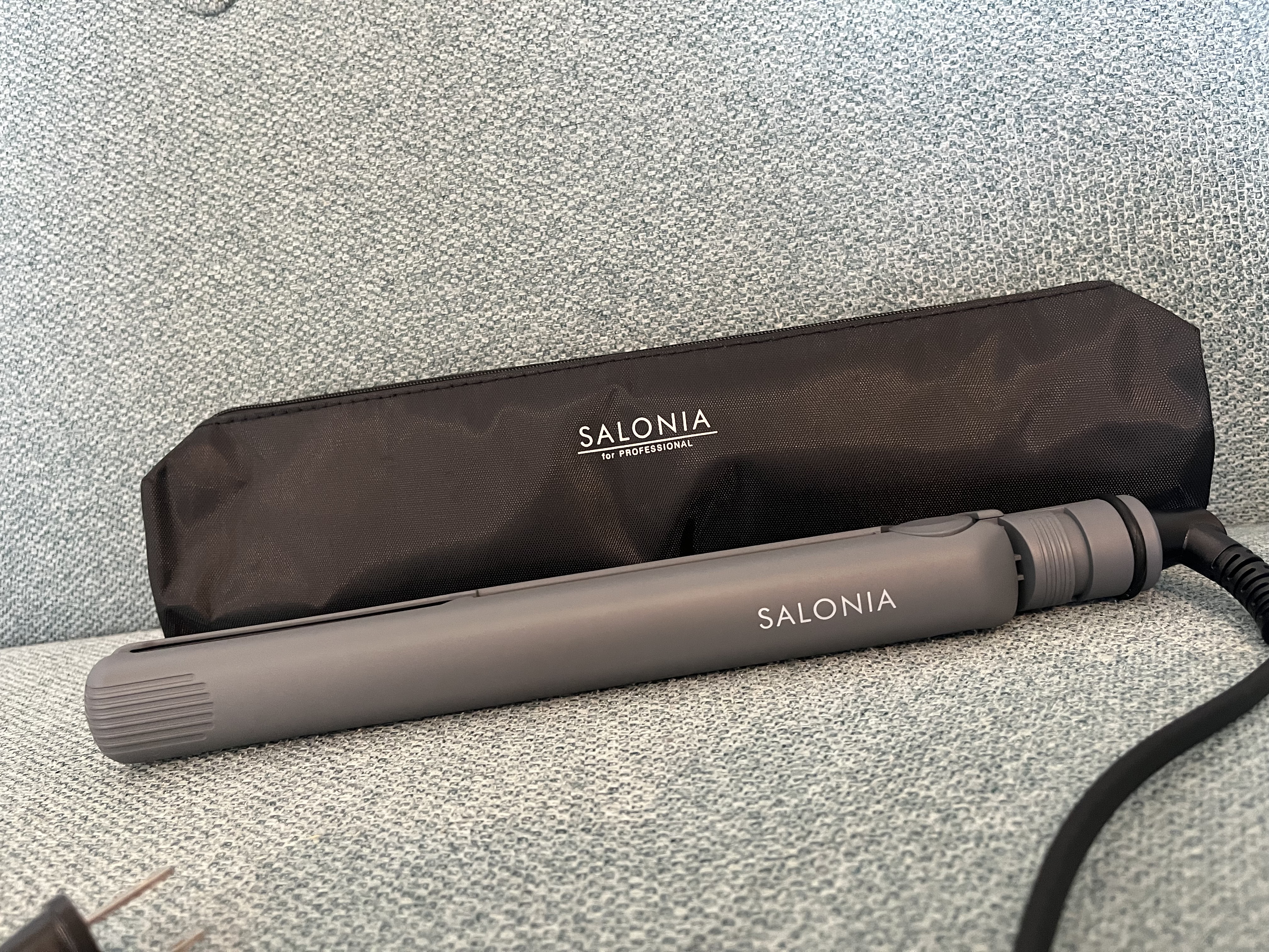 ストレートヘアアイロン グレー(WEB限定)/SALONIA/ストレートアイロンを使ったクチコミ（1枚目）