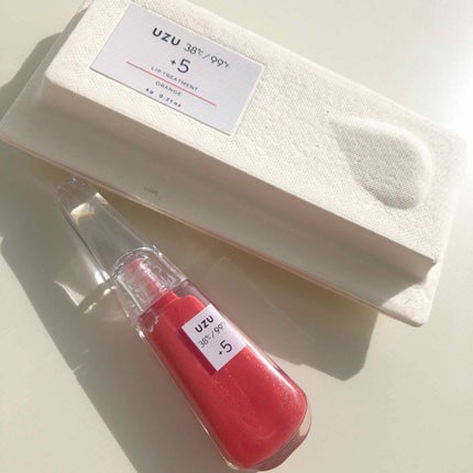 38°C / 99°F リップトリートメント (リップ美容液)/UZU BY FLOWFUSHI/リップケアを使ったクチコミ(1枚目)
