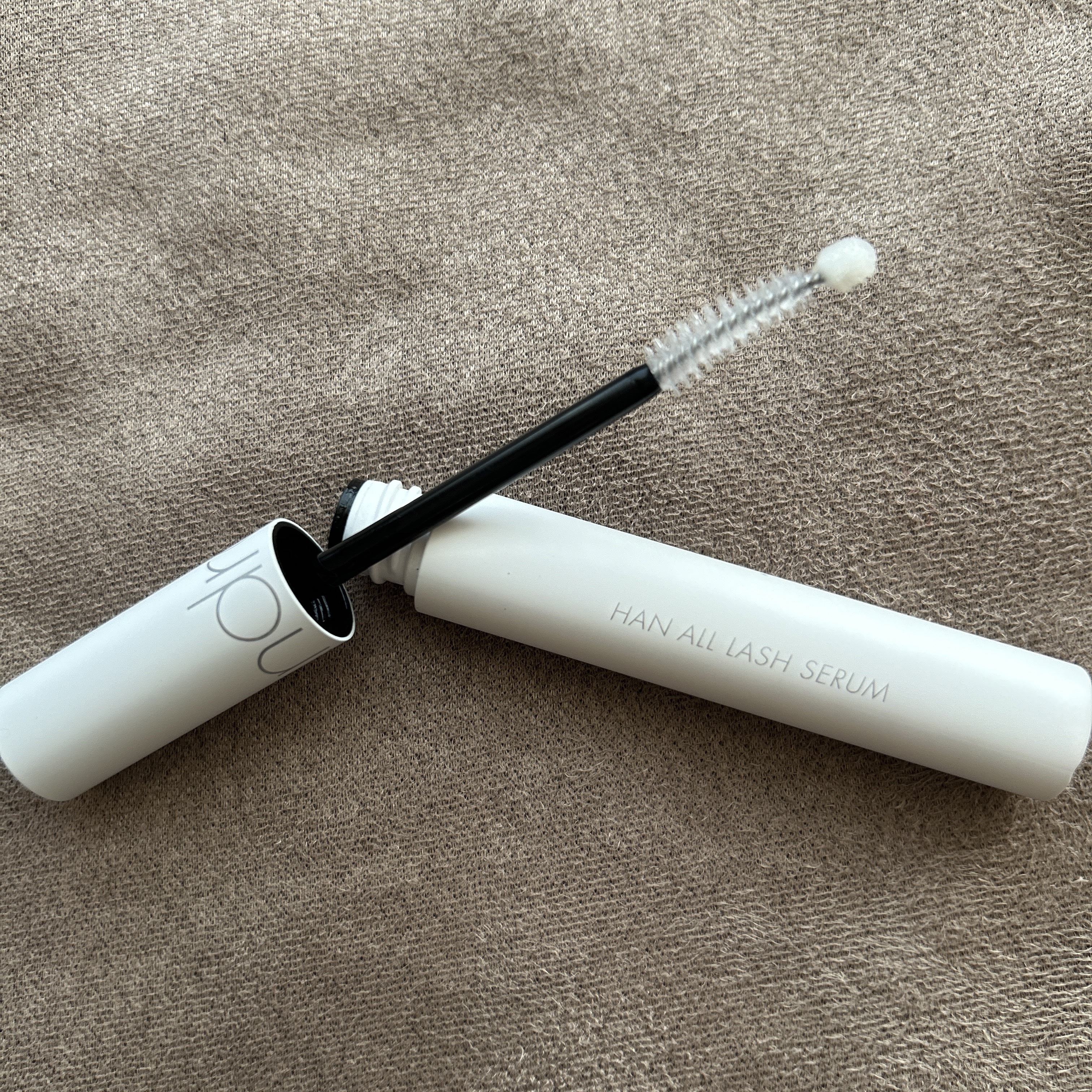ハンオールラッシュセラム/rom&nd/まつげ美容液を使ったクチコミ（1枚目）